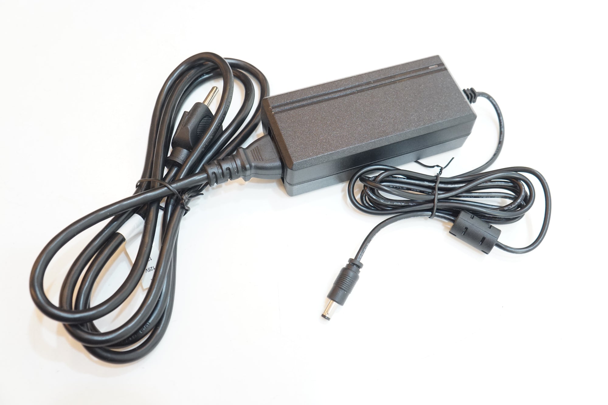 WAHOO 「ワフー」 KICKR V4 WF113 スマートトレーナー / バイチャリ浦和ベース