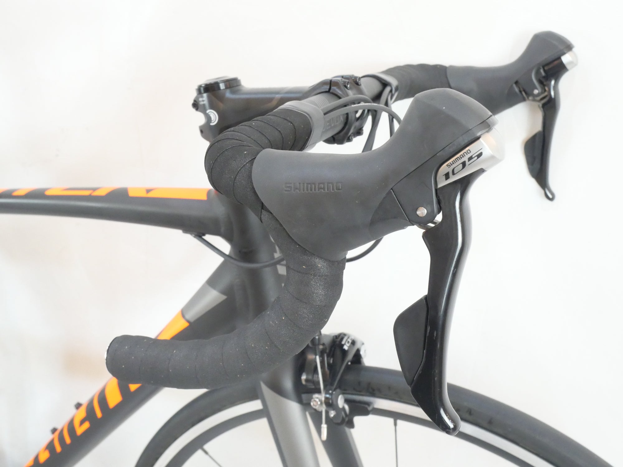 GIANT 「ジャイアント」 TCR SLR2 2018年モデル ロードバイク / バイチャリ浦和ベース