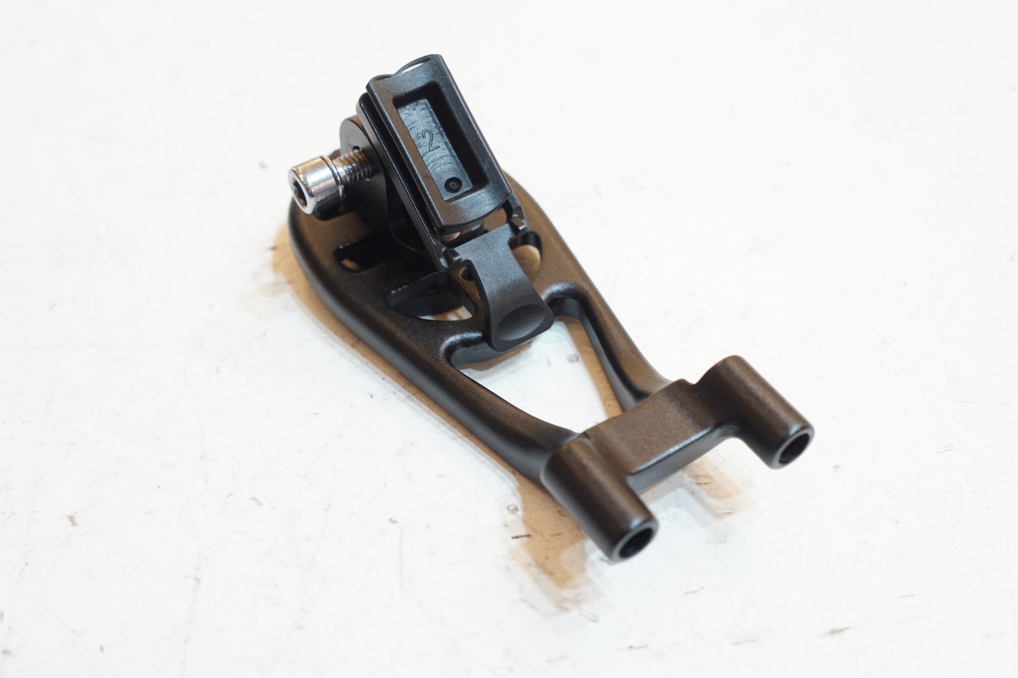 MOST 「モスト」 ITIGER マウント / バイチャリ浦和ベース