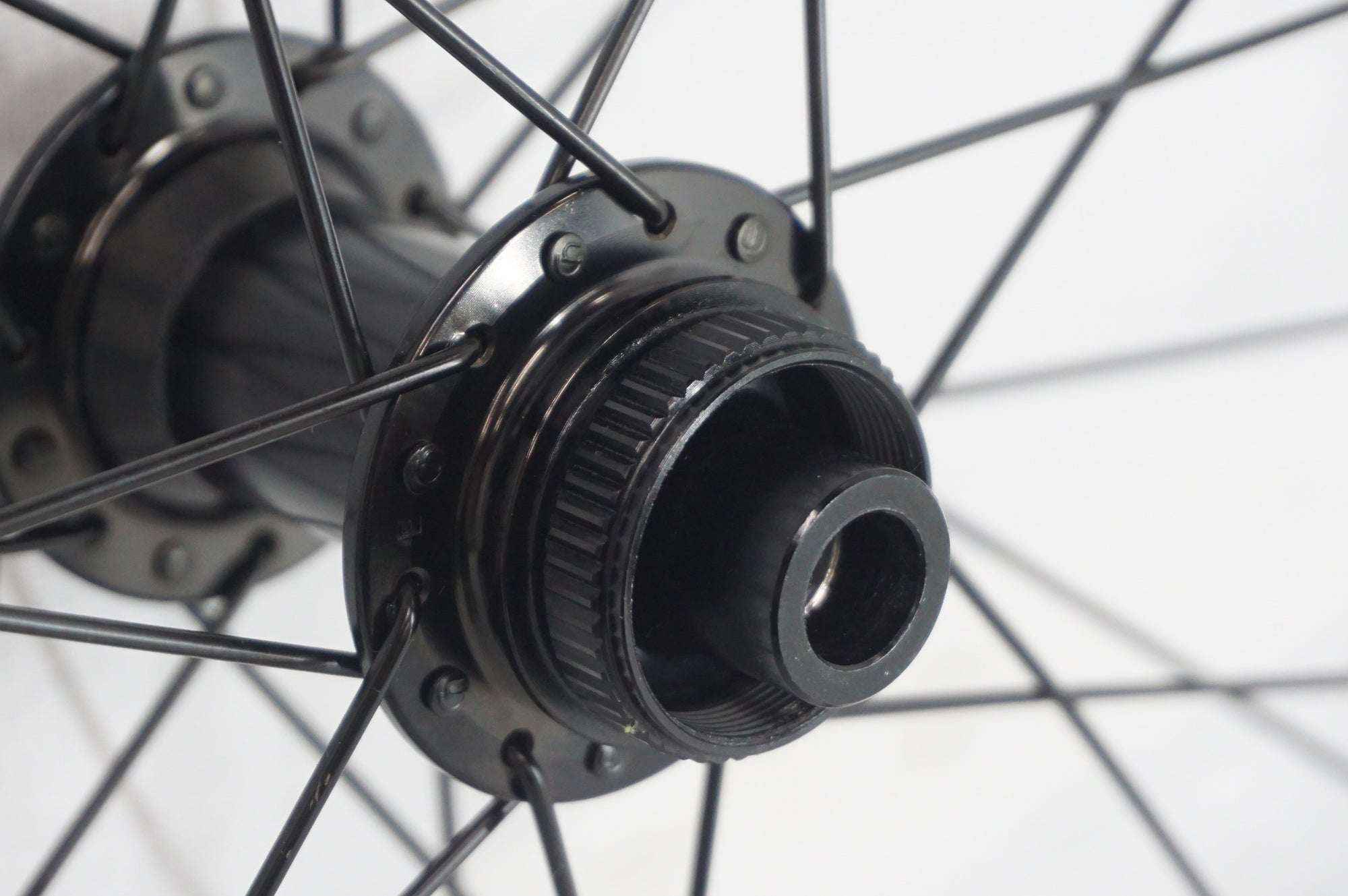 DT SWISS 「ディーティースイス」 R460 DB シマノ11速 ホイールセット / 阪急塚口店