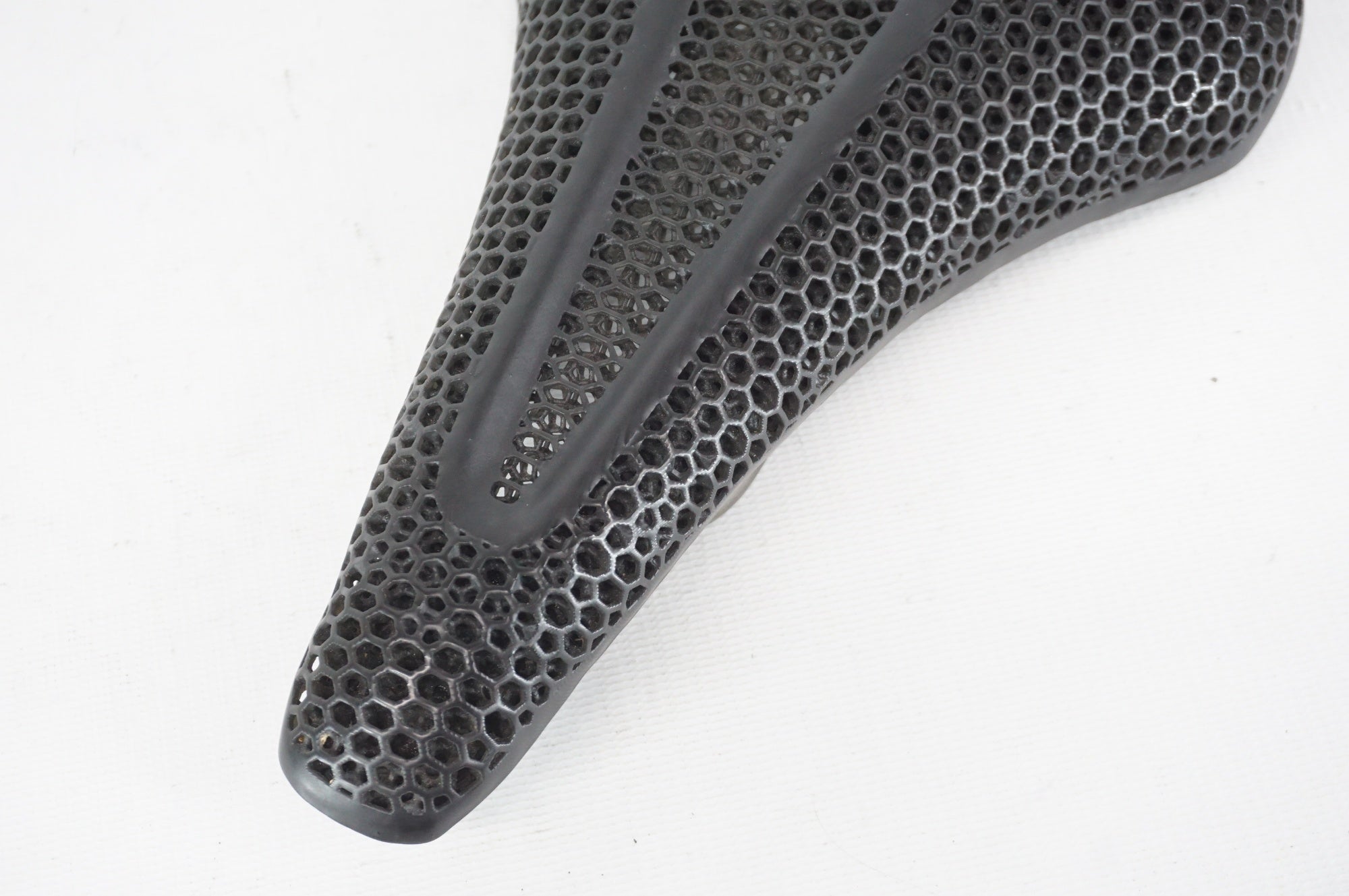 FIZIK 「フィジーク」 VENTO ARGO R3 ADAPTIVE サドル / 阪急塚口店