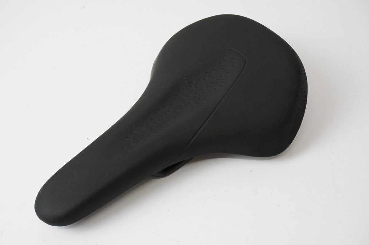 FIZIK 「フィジーク」 TERRA ALPACA X5 サドル / 浜松店
