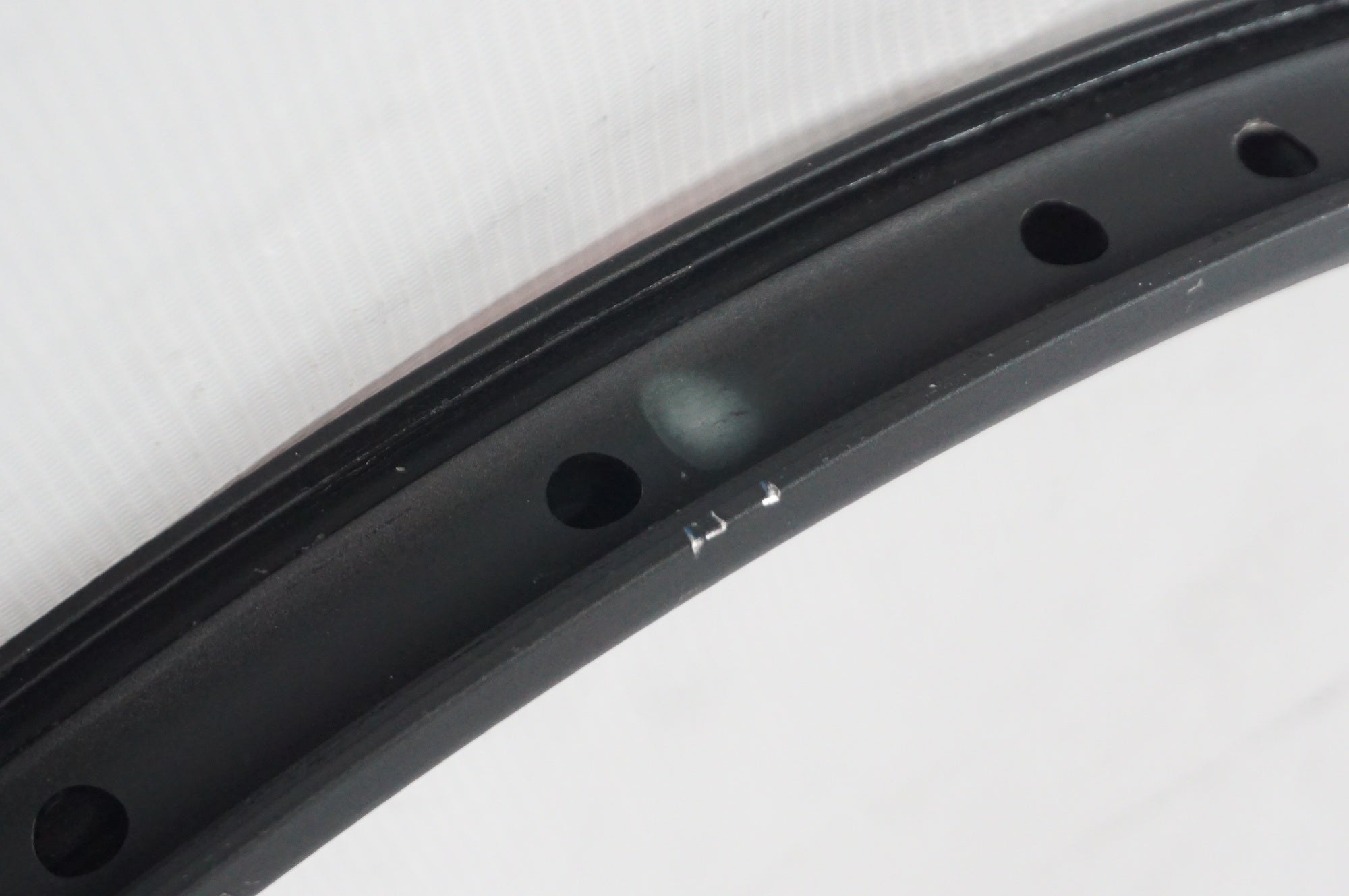 DT SWISS 「ディーティースイス」 リム / 阪急塚口店