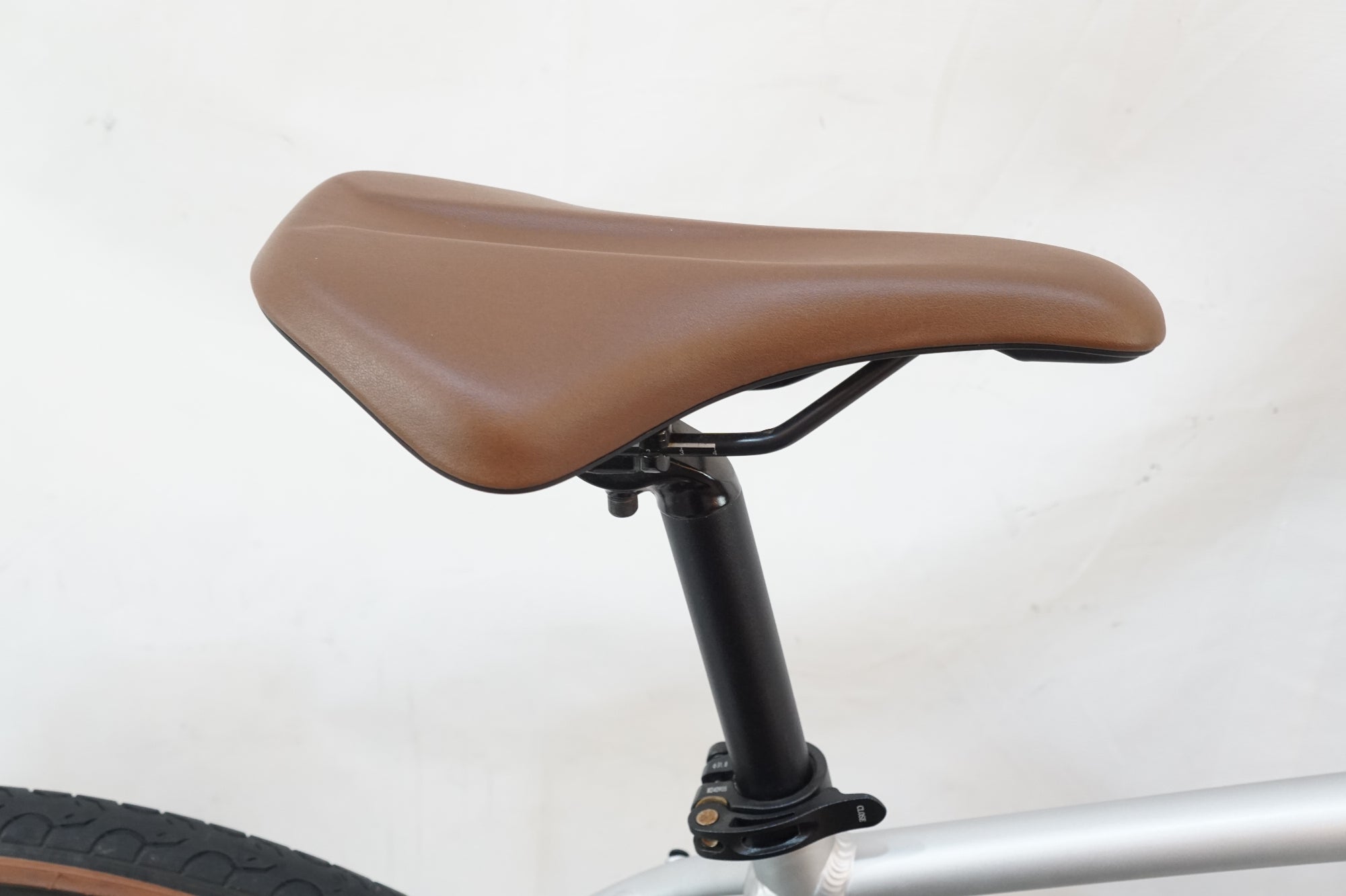 GIANT 「ジャイアント」 ESCAPE R DISC 2025年モデル クロスバイク / バイチャリ浦和ベース