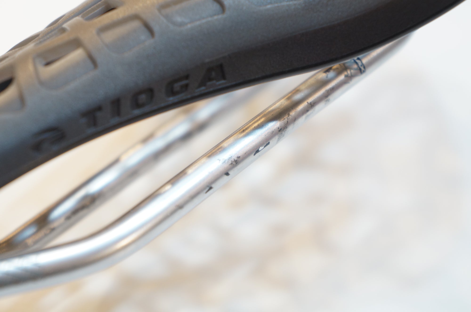 TIOGA 「タイオガ」 SPYDER TWTAL2 サドル / バイチャリ浦和ベース