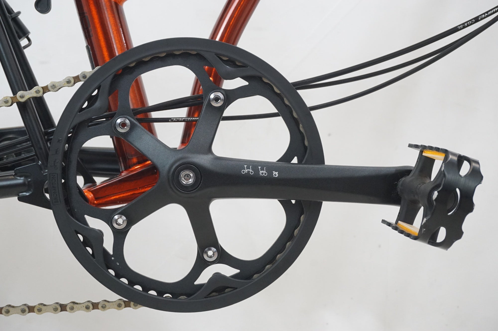 BROMPTON 「ブロンプトン」 C LINE EXPLORE MID FLAME LACQUER 2023年モデル 16インチ 折り畳み自転車 / 福岡店