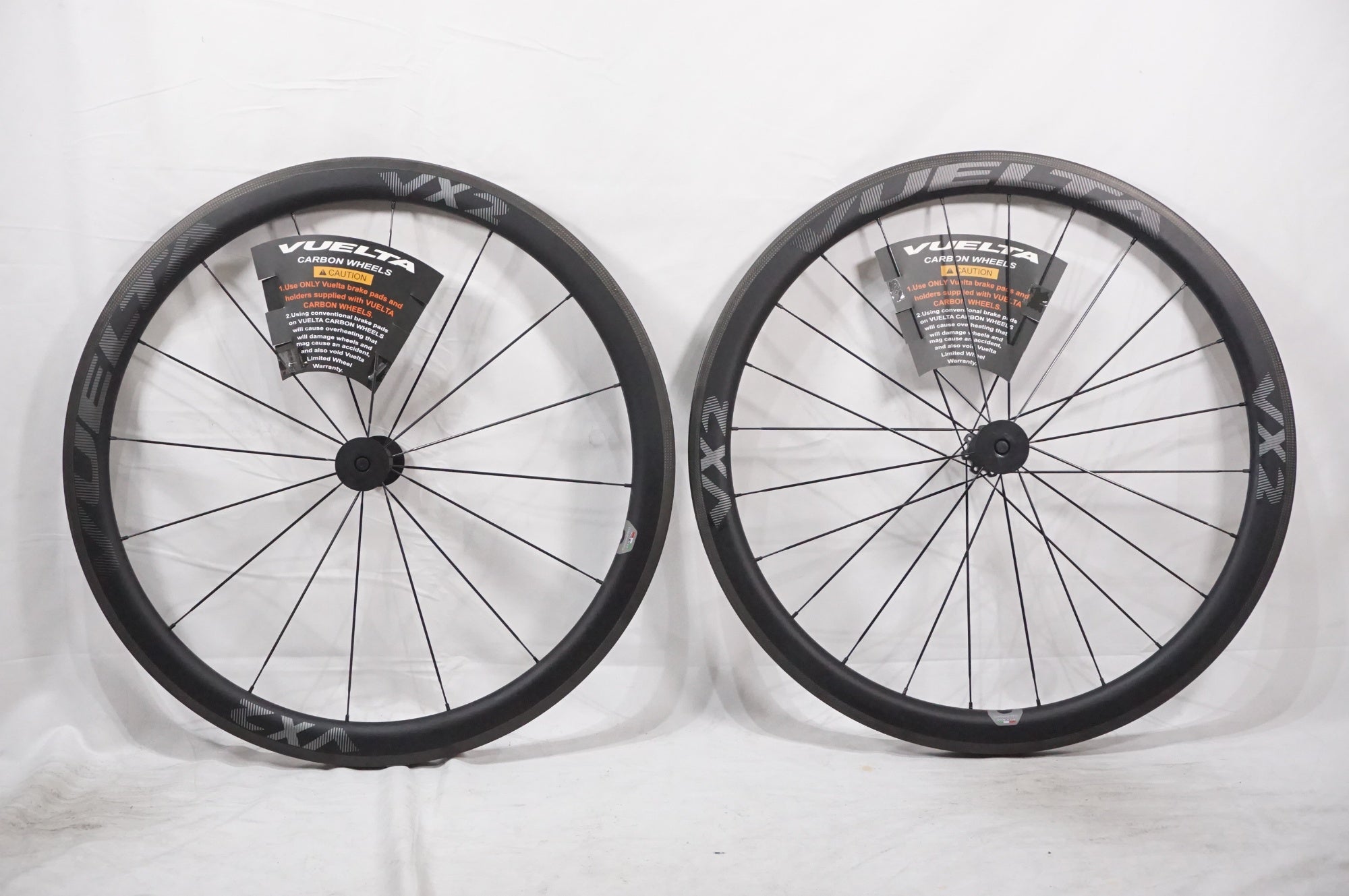 VUELTA 「ヴエルタ」 Carbon Pro VX2 ホイールセット / AKIBA店