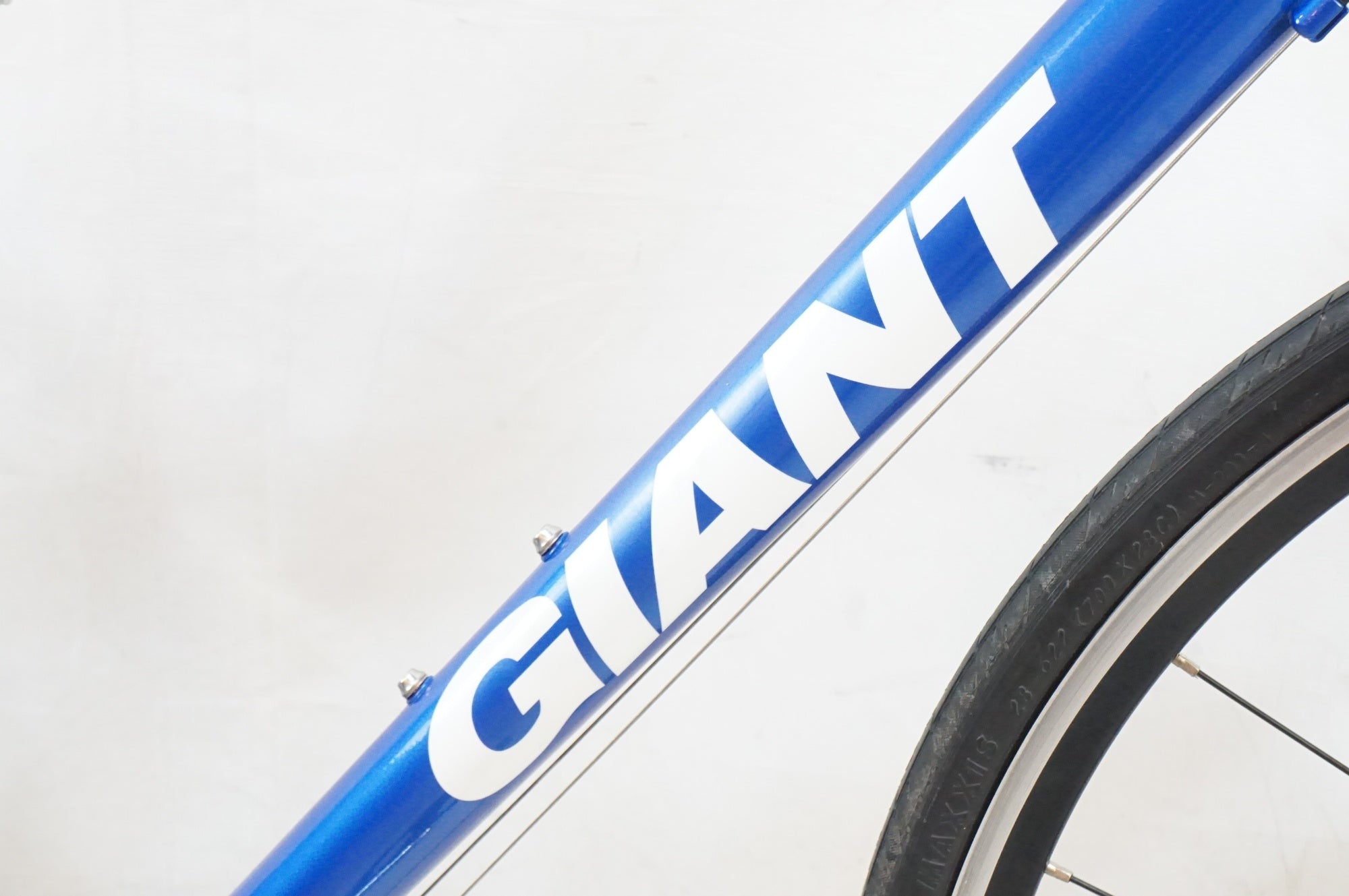 GIANT 「ジャイアント」 ESCAPE R3 2015年頃 クロスバイク / バイチャリ浦和ベース