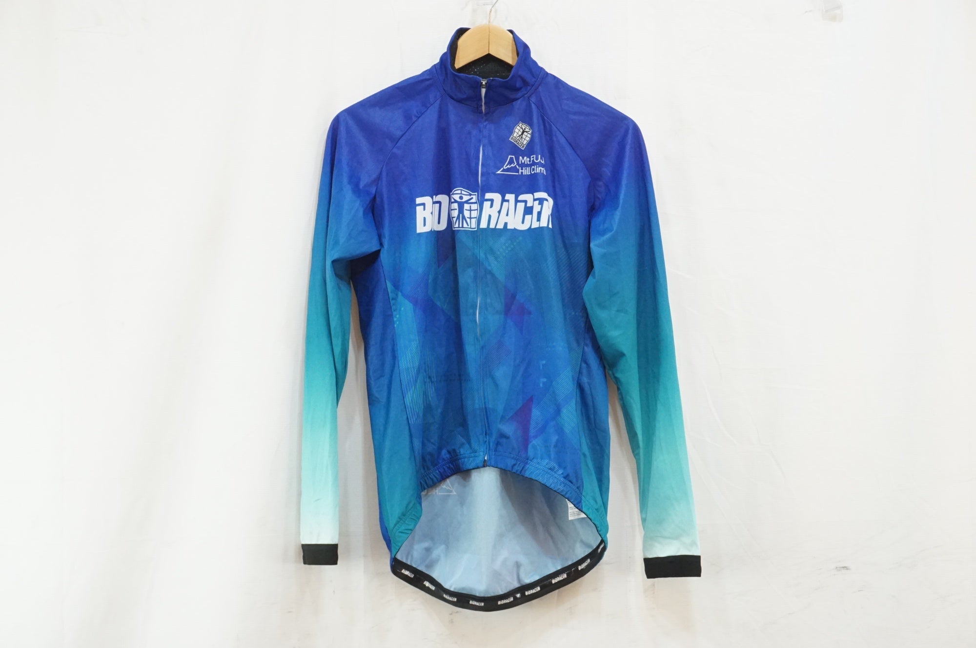 BIORACER 「ビオレーサー」 富士ヒル Mサイズ ウィンドブレーカー / バイチャリ浦和ベース