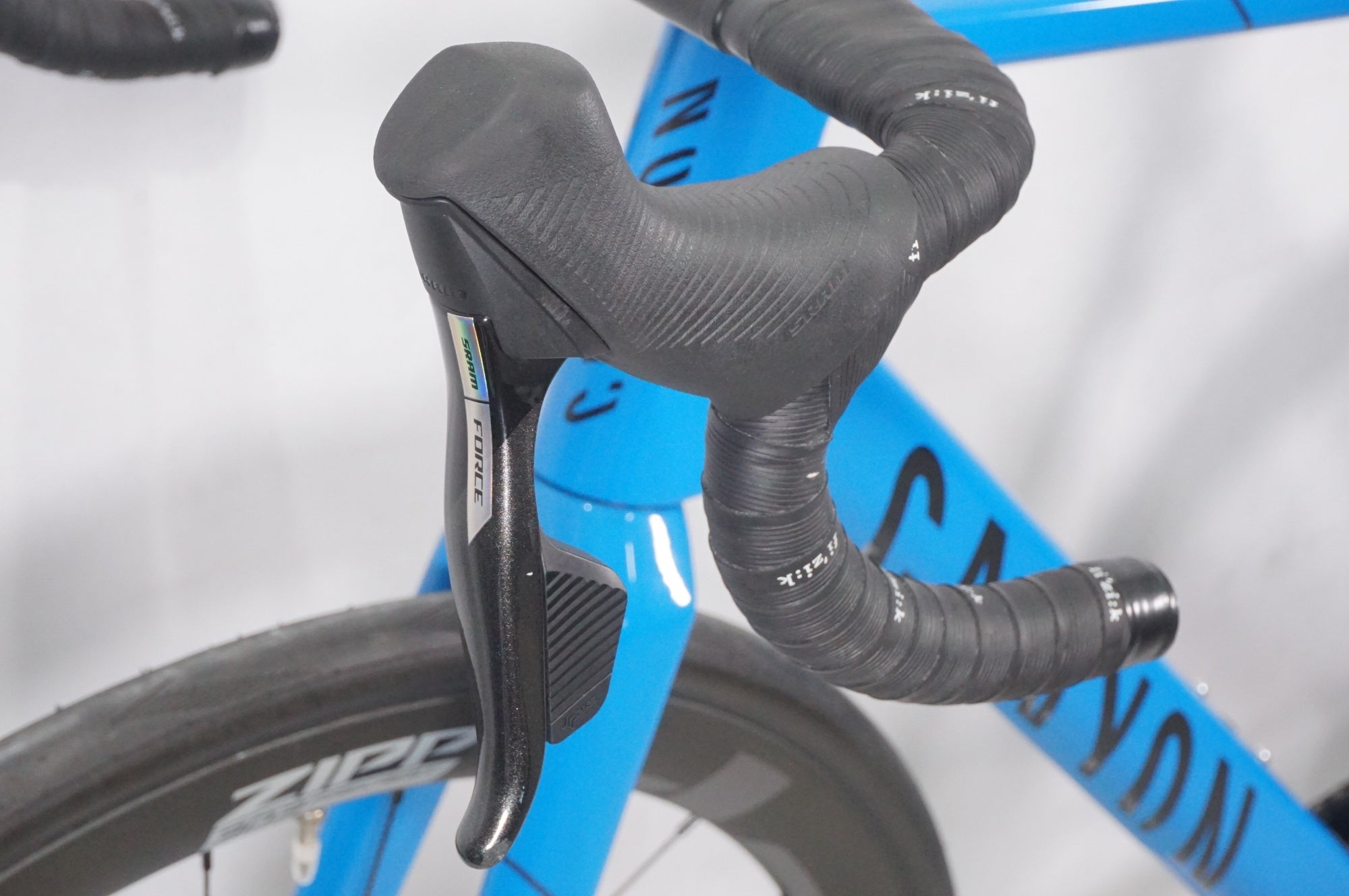 CANYON 「キャニオン」 ULTIMATE CF SL 8 AXS MOVISTAR 2023年モデル ロードバイク / AKIBA店