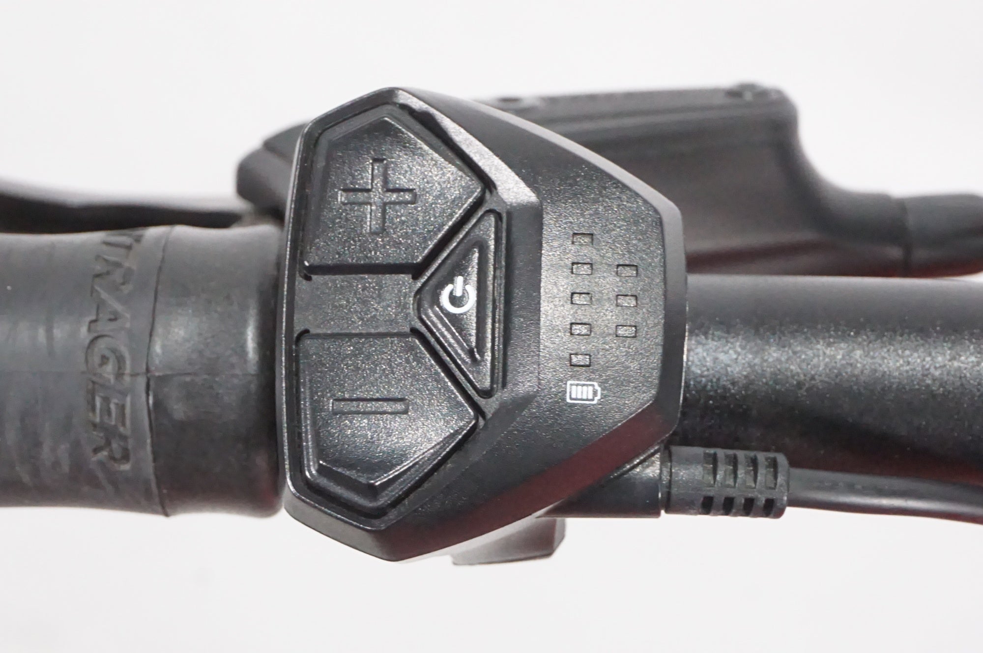 TREK 「トレック」 FX+2 2024年モデル 電動アシスト自転車 / AKIBA店