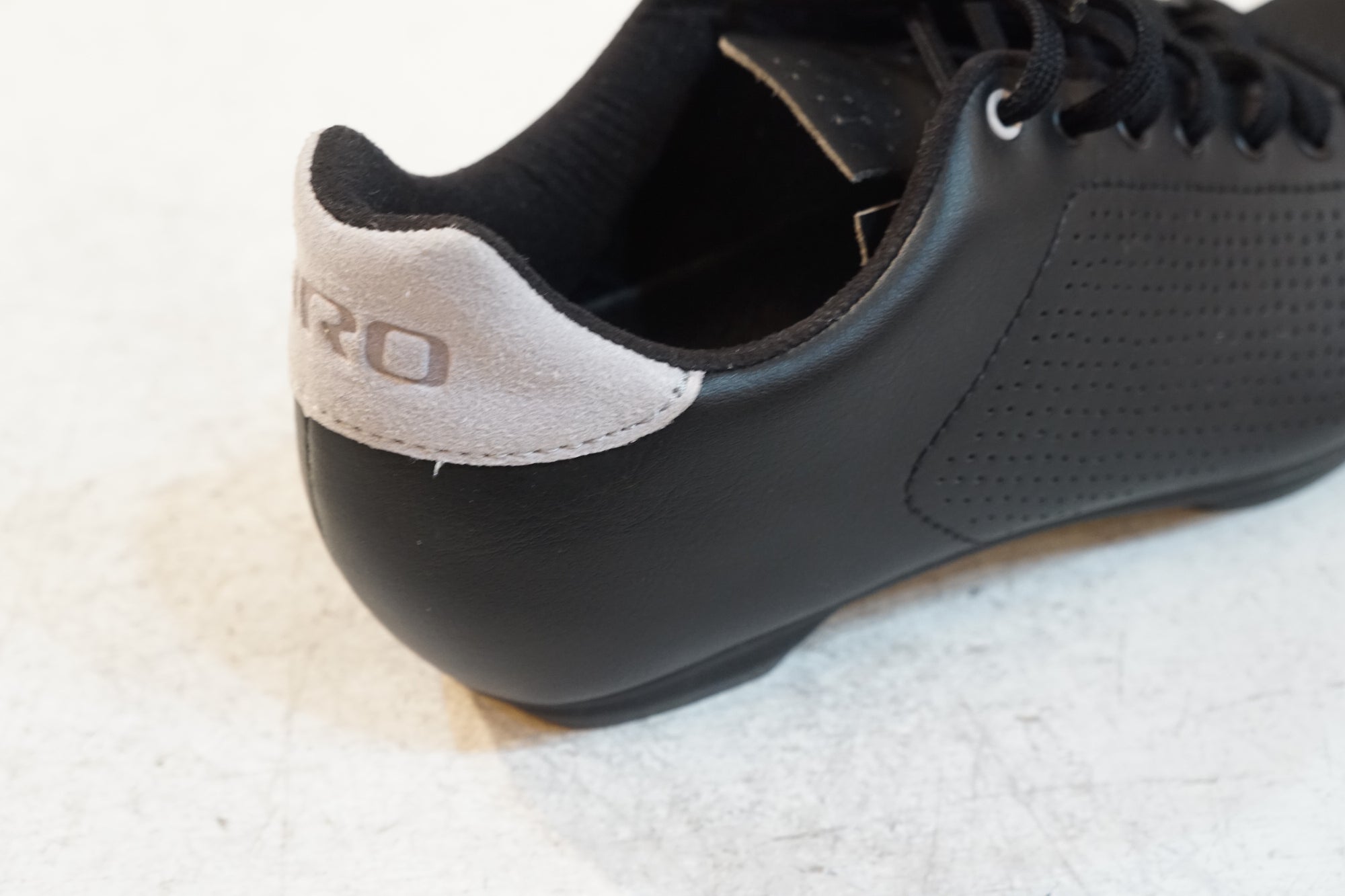 GIRO 「ジロ」 REPUBLIC 24.5cm シューズ / バイチャリ浦和ベース