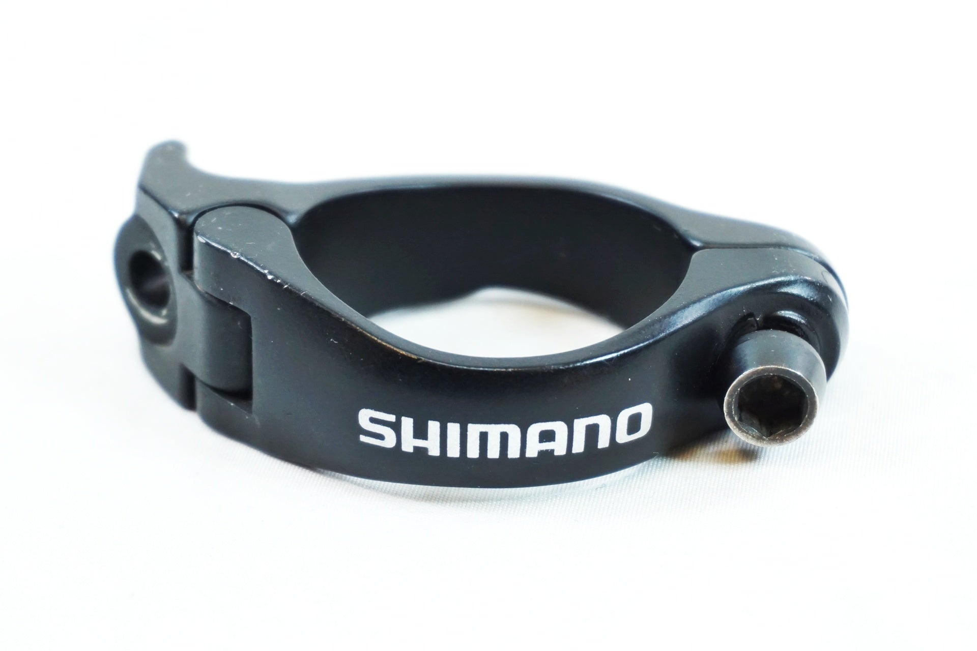 Shimano FD-R9100 バンド式 28.6/31.8mm 未使用品 SHIMANO（シマノ）FD-R9100 フロントディレーラー バンド式Φ31.8mm
