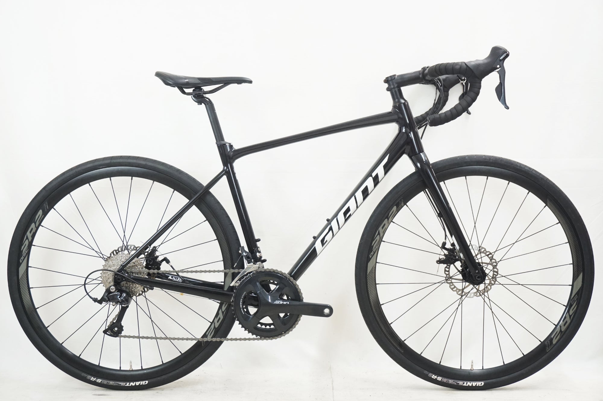 GIANT OCR3 ジャイアント　ロードバイク 初心者におススメのオールラウンドバイク入荷しました！GIANT