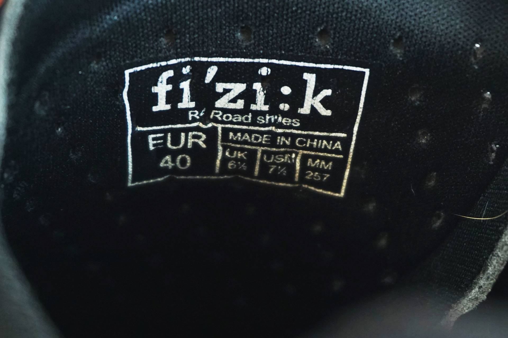 FIZIK 「フィジーク」 R4 BOA サイズ40 シューズ / 有明ガーデン店