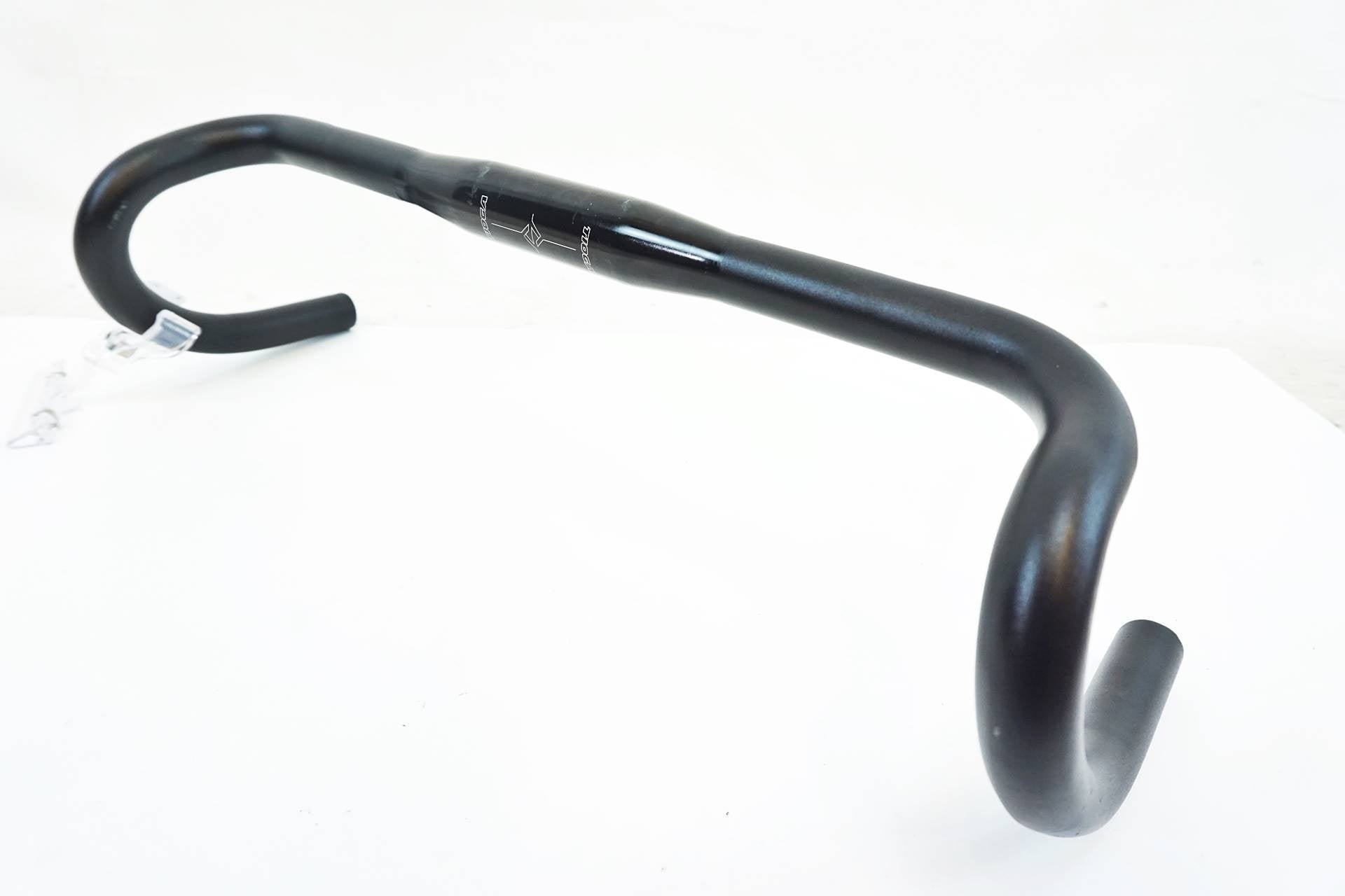 TIOGA 「タイオガ」 TASKFORCE GRAVEL Φ31.8 420mm ハンドル / 有明ガーデン店