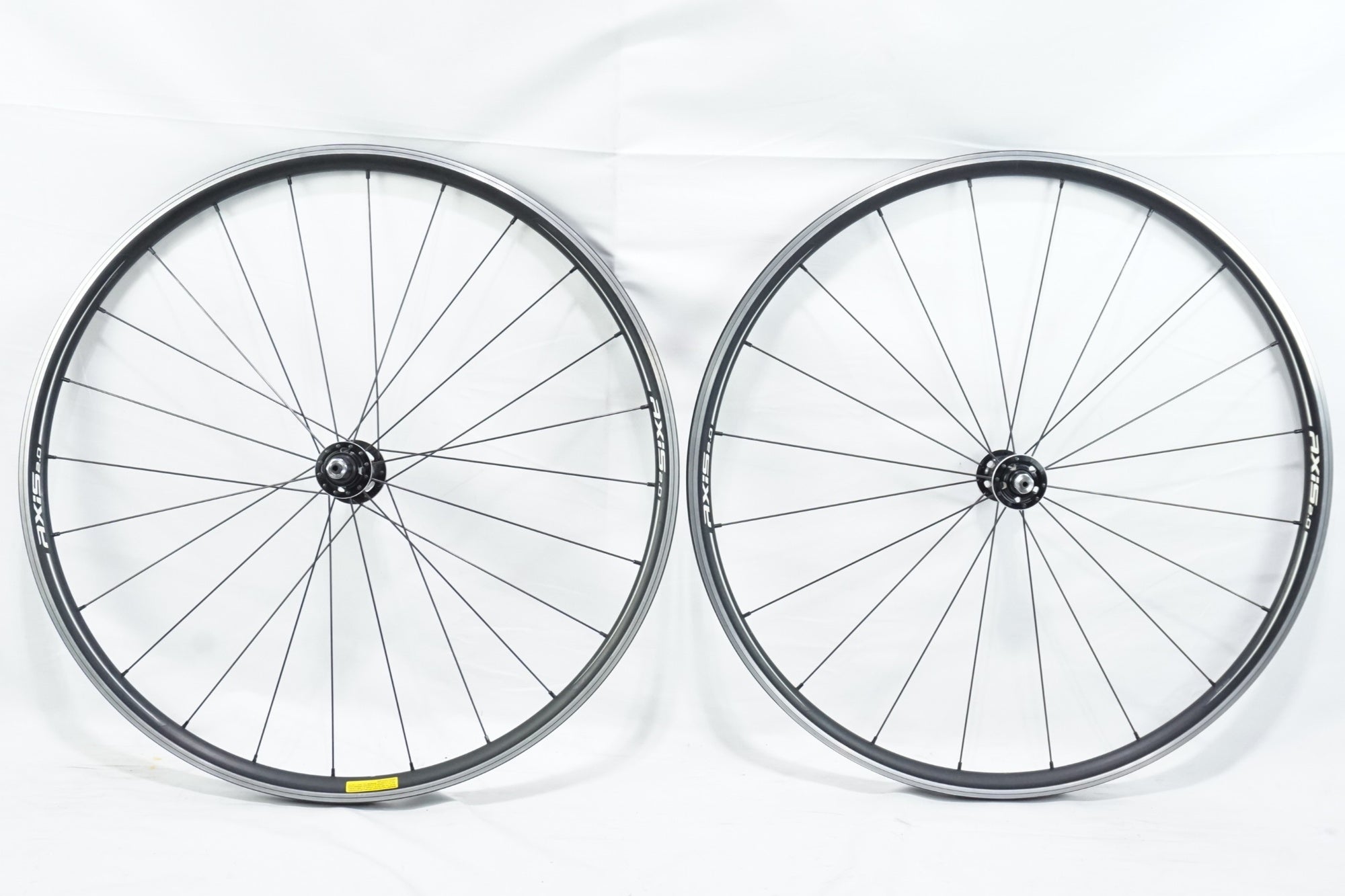 AXIS 「アクシス」 2.0 シマノ11速 ホイールセット / 中目黒店