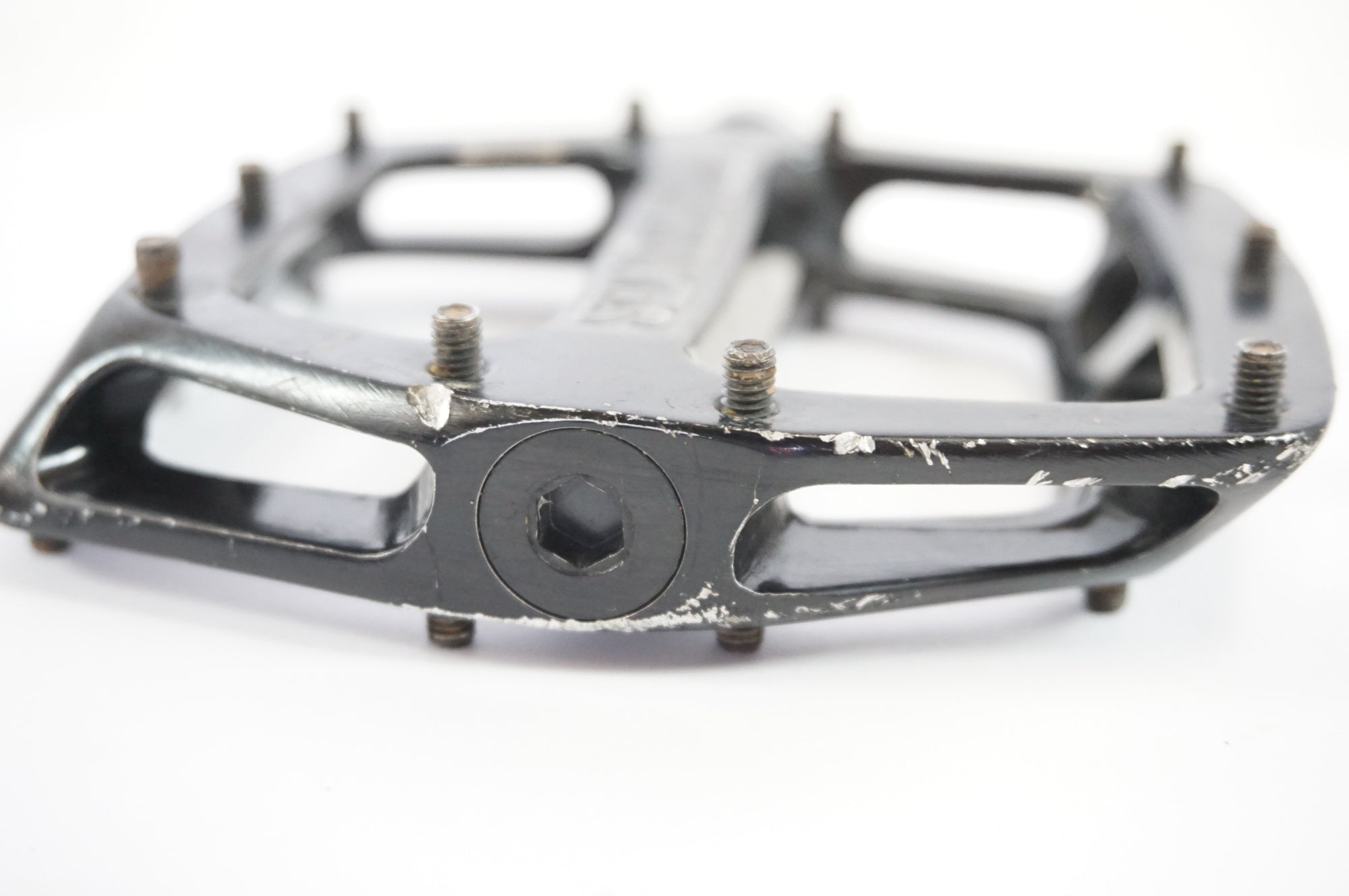 DMR 「ディーエムアール」 V12 ペダル / 宇都宮店