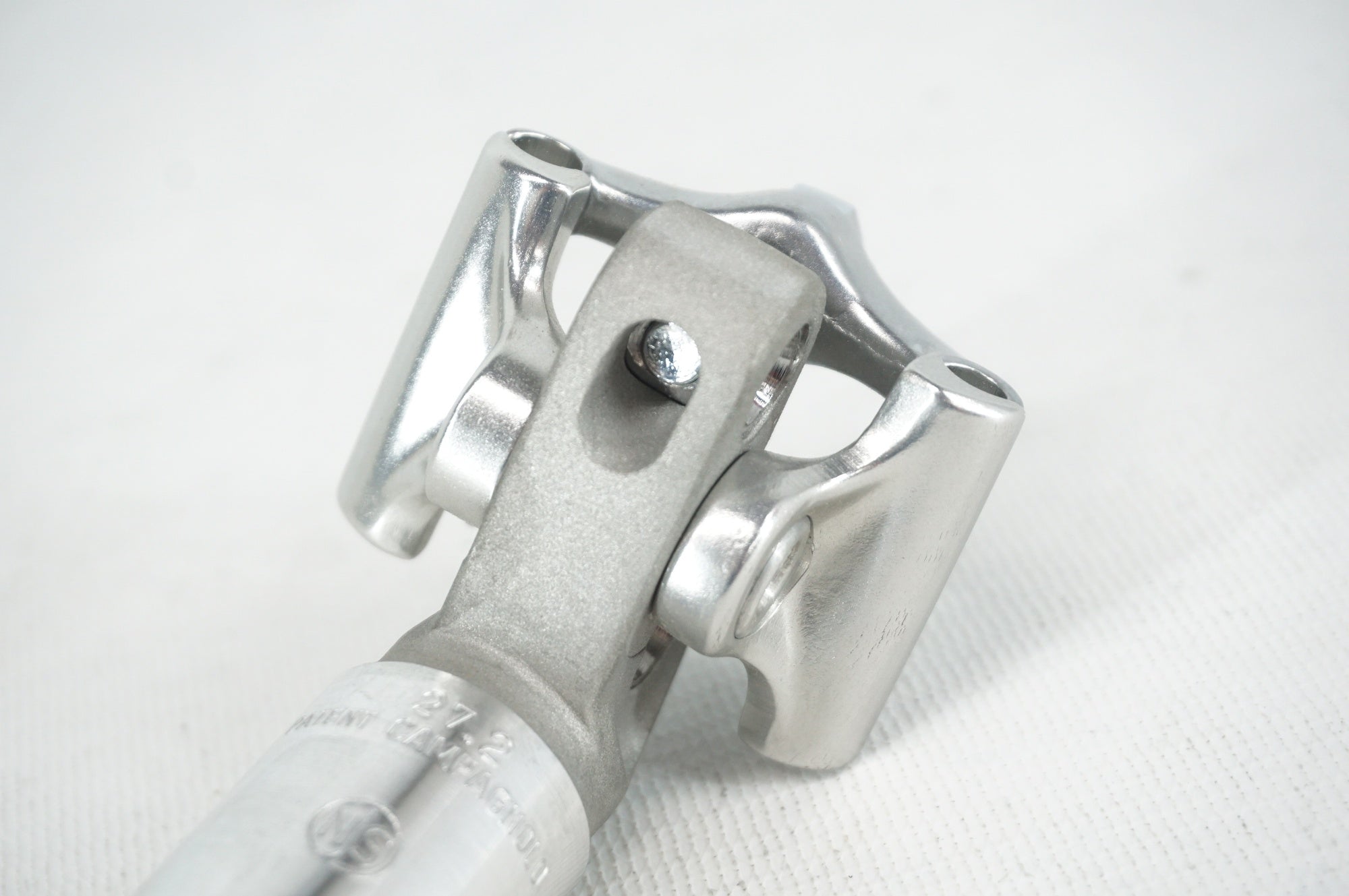 CAMPAGNOLO 「カンパニョーロ」 NJS Φ27.2 210mm シートポスト / 阪急塚口店