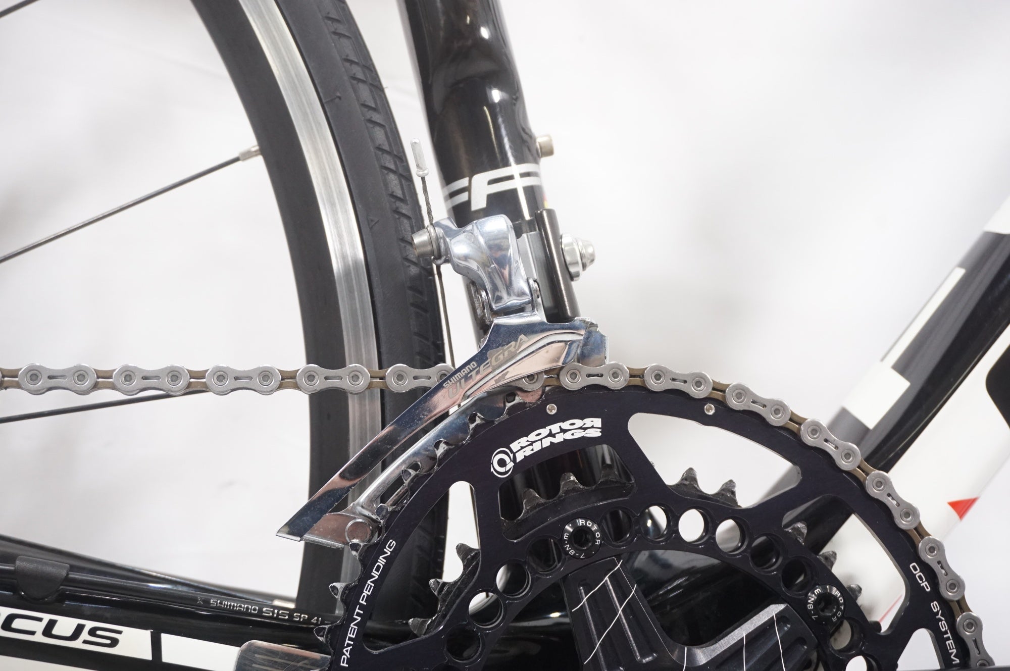 FOCUS 「フォーカス」 IZALCO 2010年モデル ロードバイク / AKIBA店