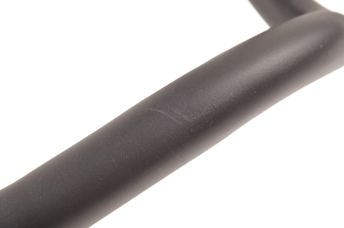 GIANT 「ジャイアント」 CONTACT SL φ31.8 400mm ハンドル / 中目黒店