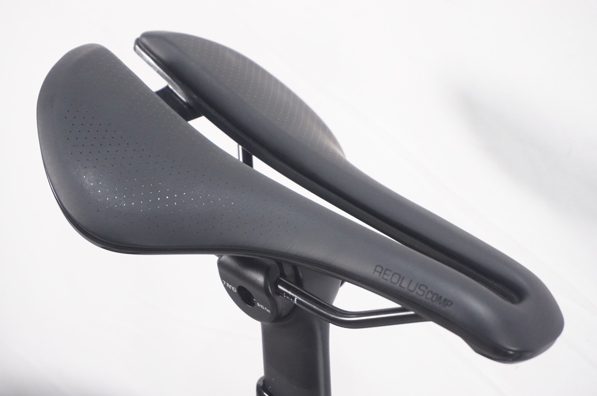 TREK 「トレック」 MADONE SL 7 GEN 8 カスタム 2025年モデル ロードバイク / AKIBA店