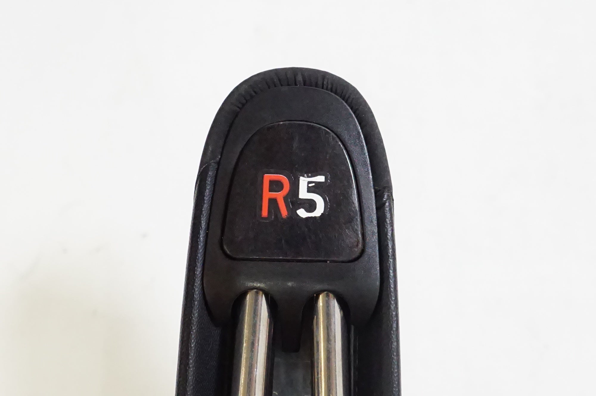 FIZIK 「フィジーク」 ARIONE R5 サドル / 熊谷本店