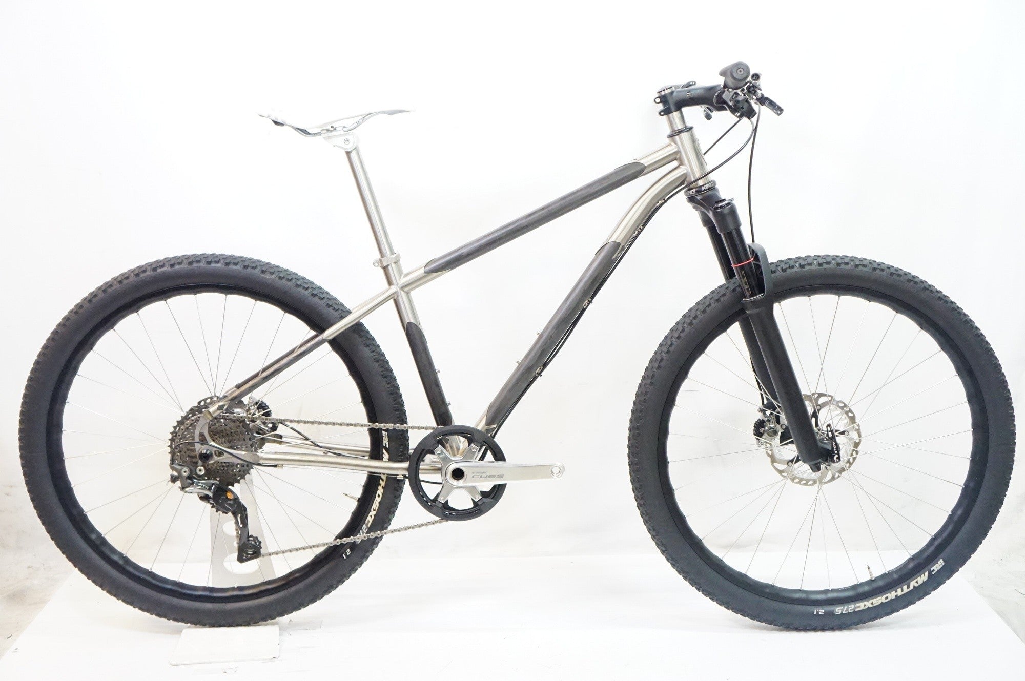 SEVEN CYCLES 「セブンサイクルズ」 CARBON / TI 年式不明 マウンテンバイク / 熊谷本店