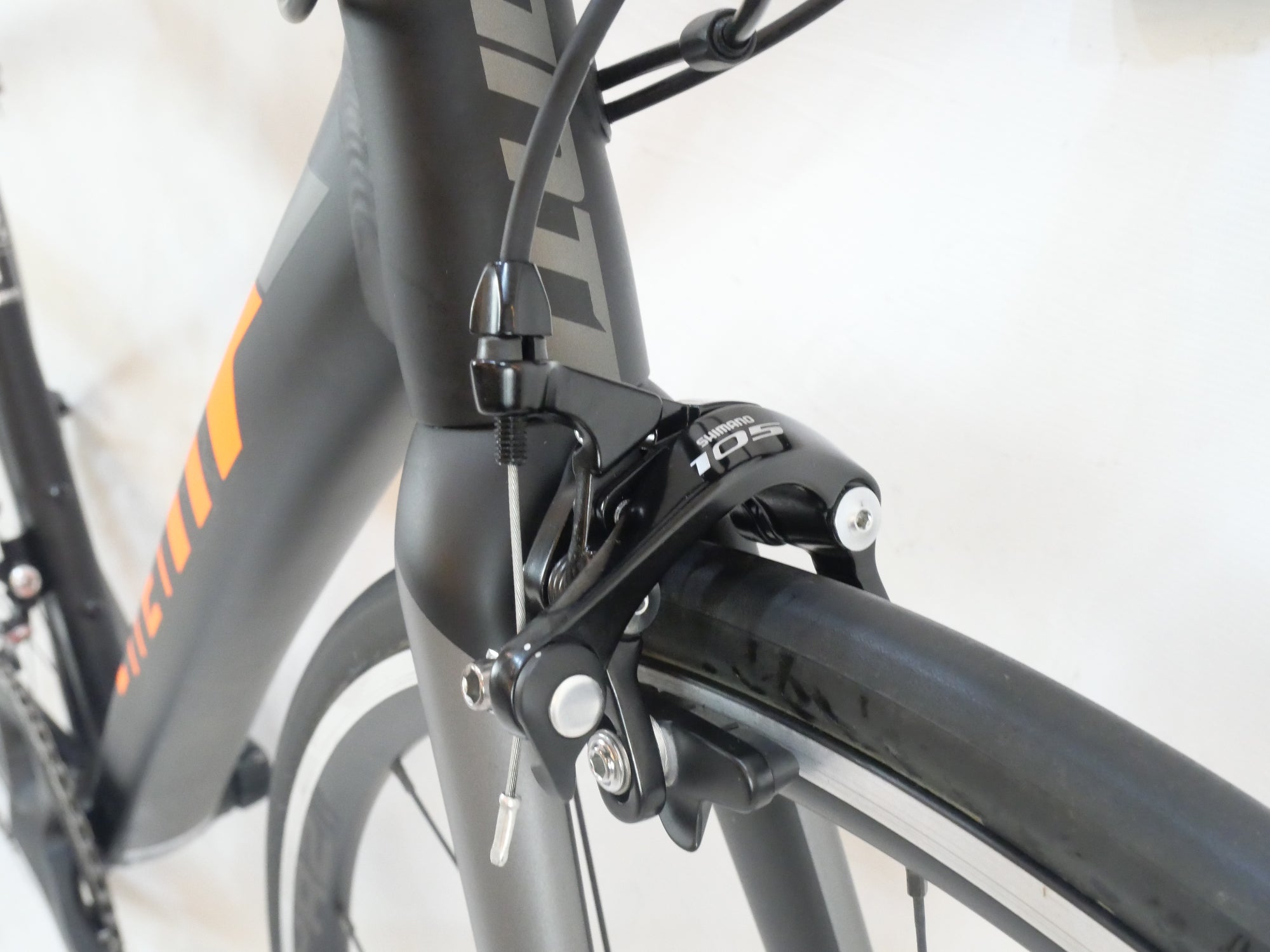 GIANT 「ジャイアント」 TCR SLR2 2018年モデル ロードバイク / バイチャリ浦和ベース