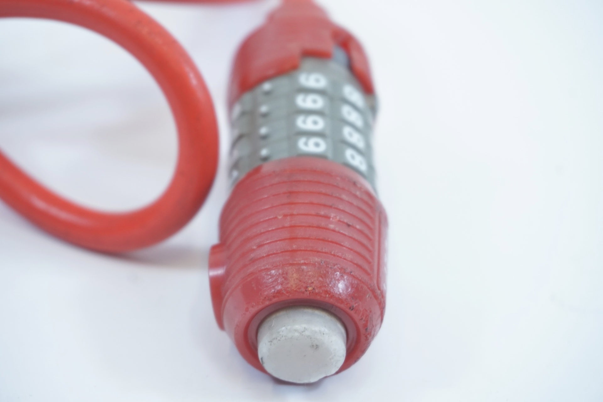 ADEPT 「アデプト」 ワイヤーロック / 有明ガーデン店