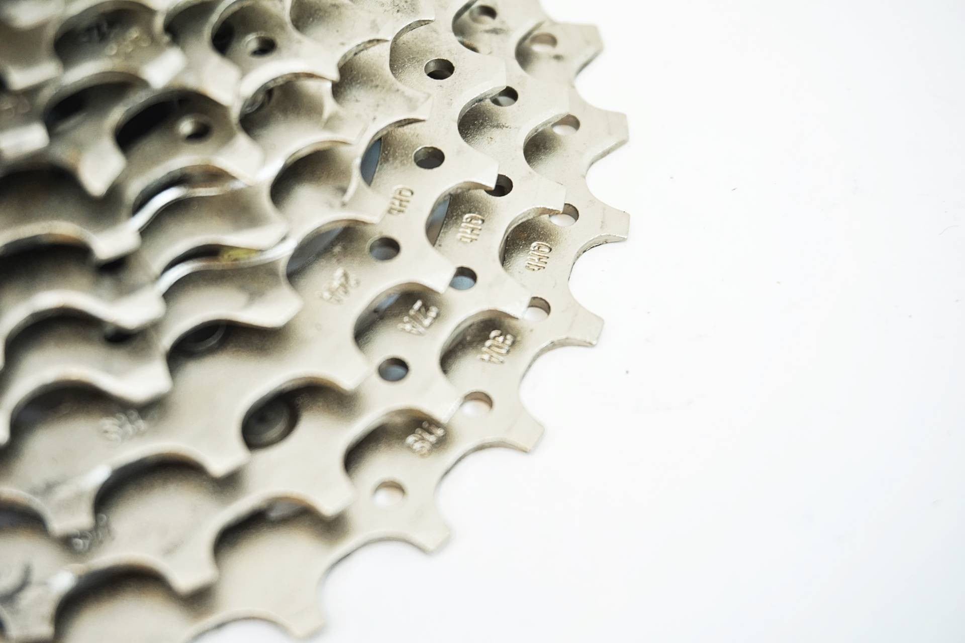 SHIMANO 「シマノ」 ULTEGRA CS-R8000 11S 11-30T スプロケット / 有明ガーデン店