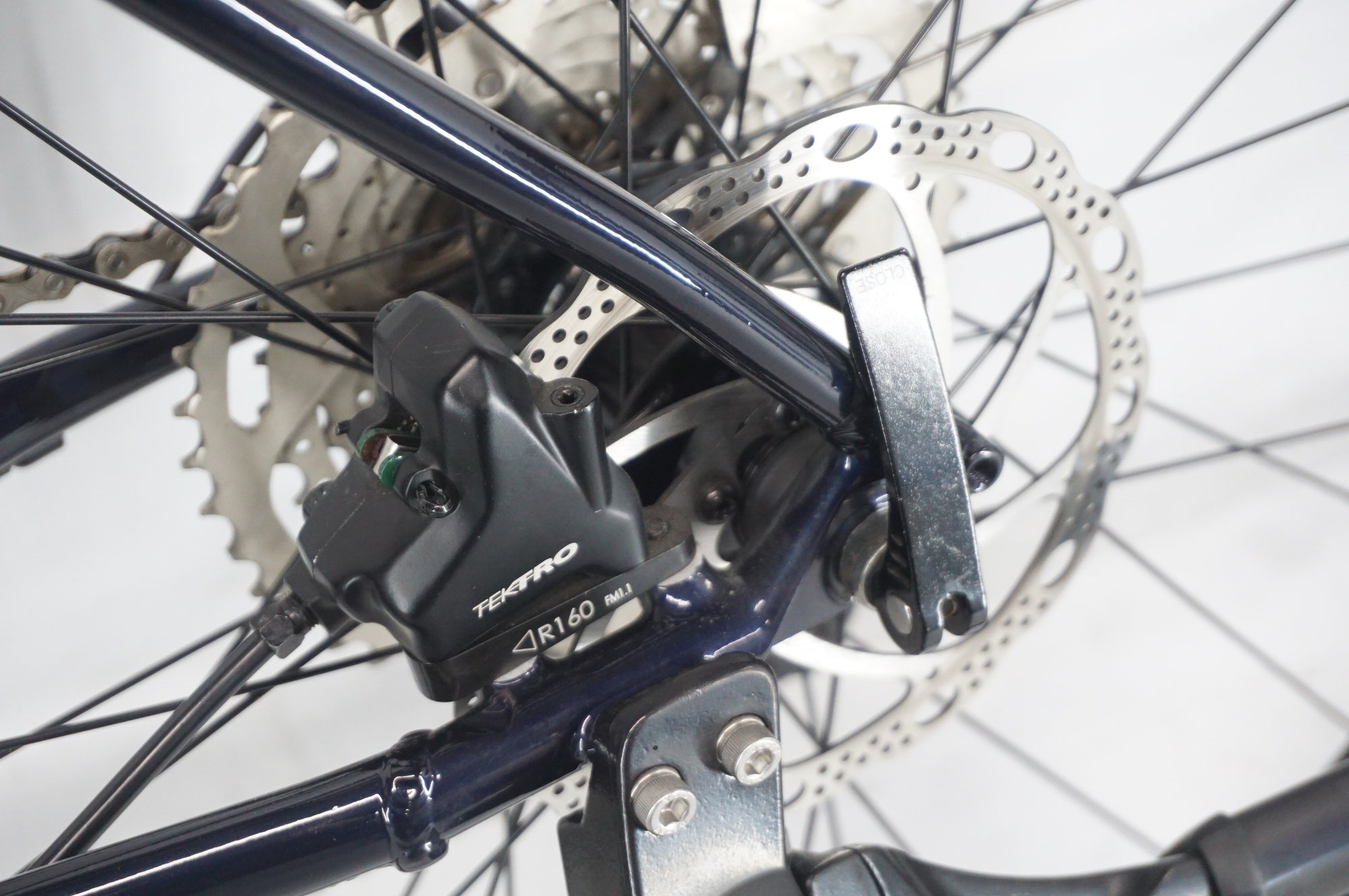 TREK 「トレック」 FX 3 DISC 2023年モデル クロスバイク / 阪急塚口店