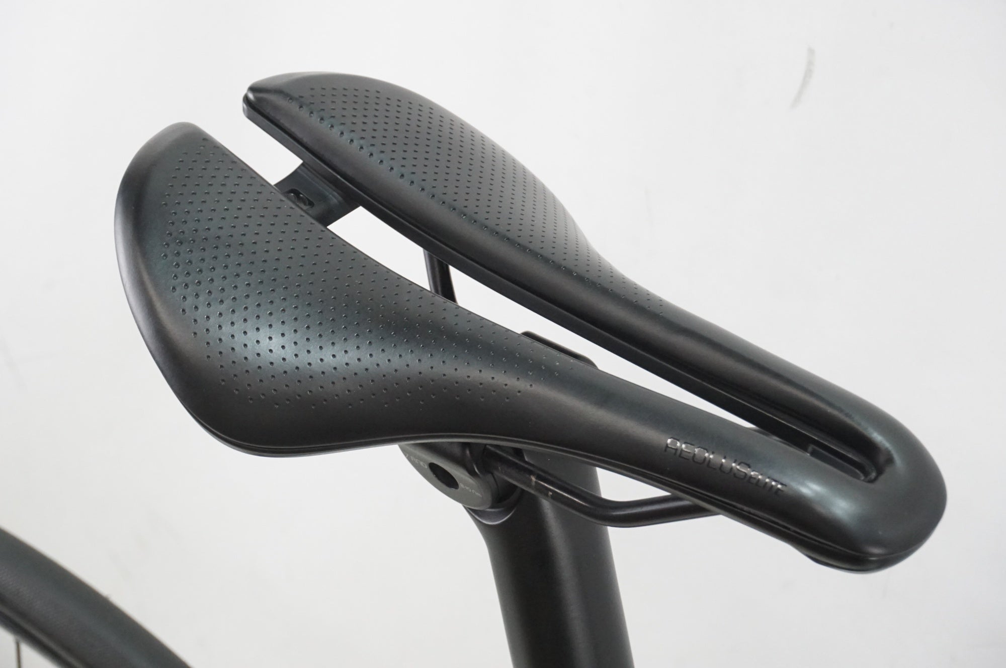 TREK 「トレック」 EMONDA SL5 DISC 2022年モデル ロードバイク / 大宮店