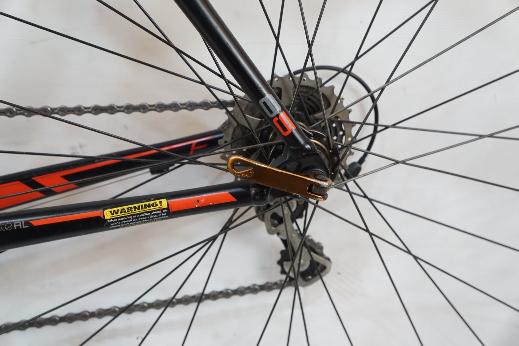 FELT 「フェルト」 F85 2013年モデル ロードバイク / バイチャリ浦和ベース