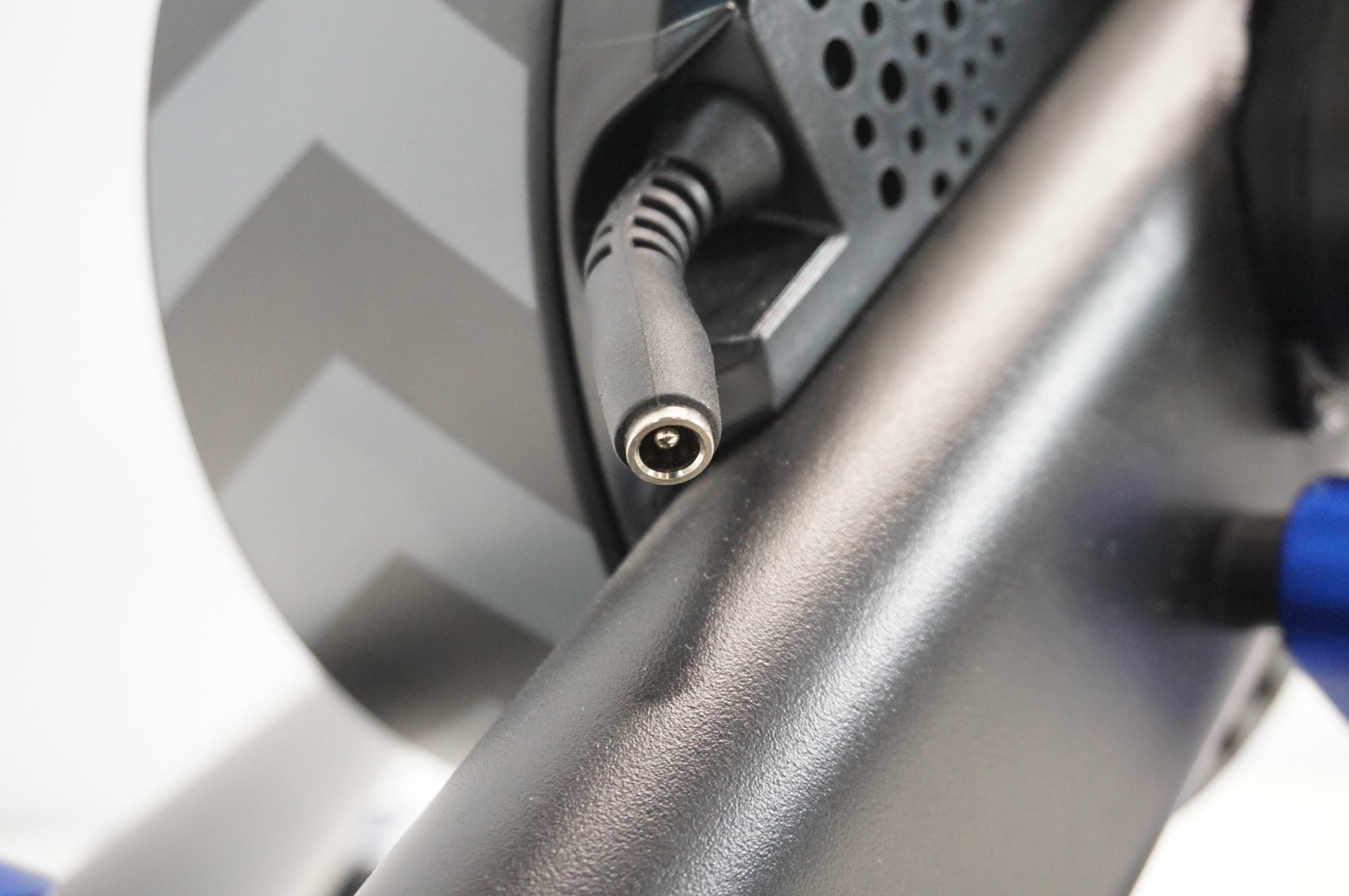 WAHOO 「ワフー」 KICKR V4 WF113 スマートトレーナー / 宇都宮店