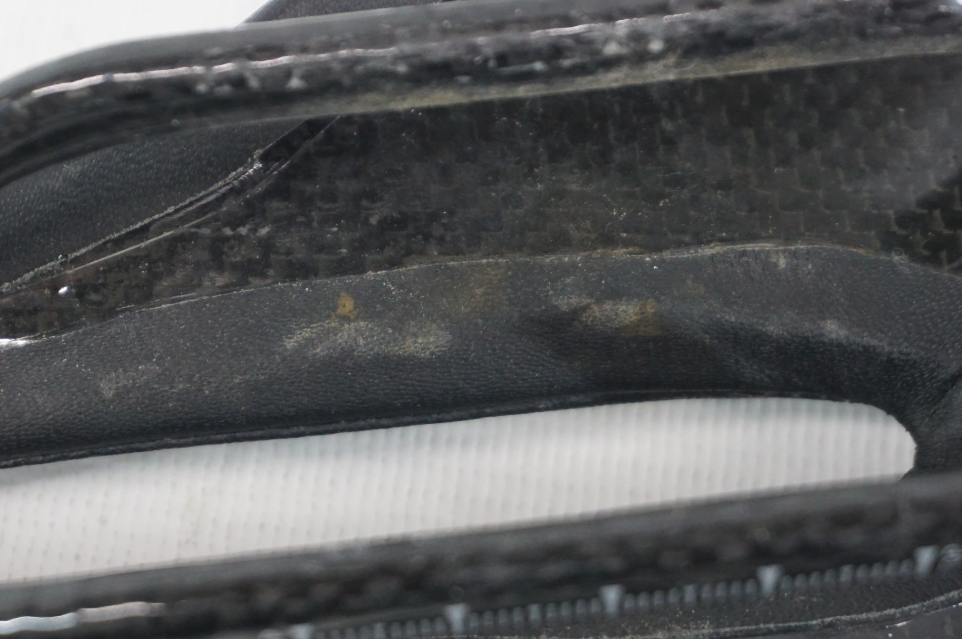 GORIX 「ゴリックス」 GO.643DOUBLE カーボン サドル / 阪急塚口店