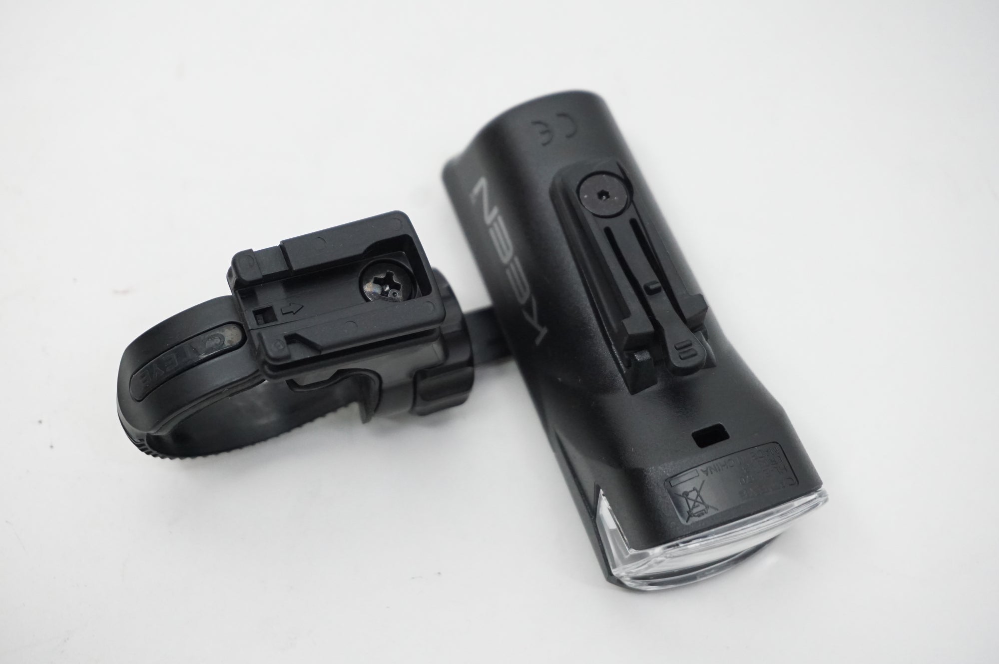 CATEYE 「キャットアイ」 KEEN フロントライト / 川越店