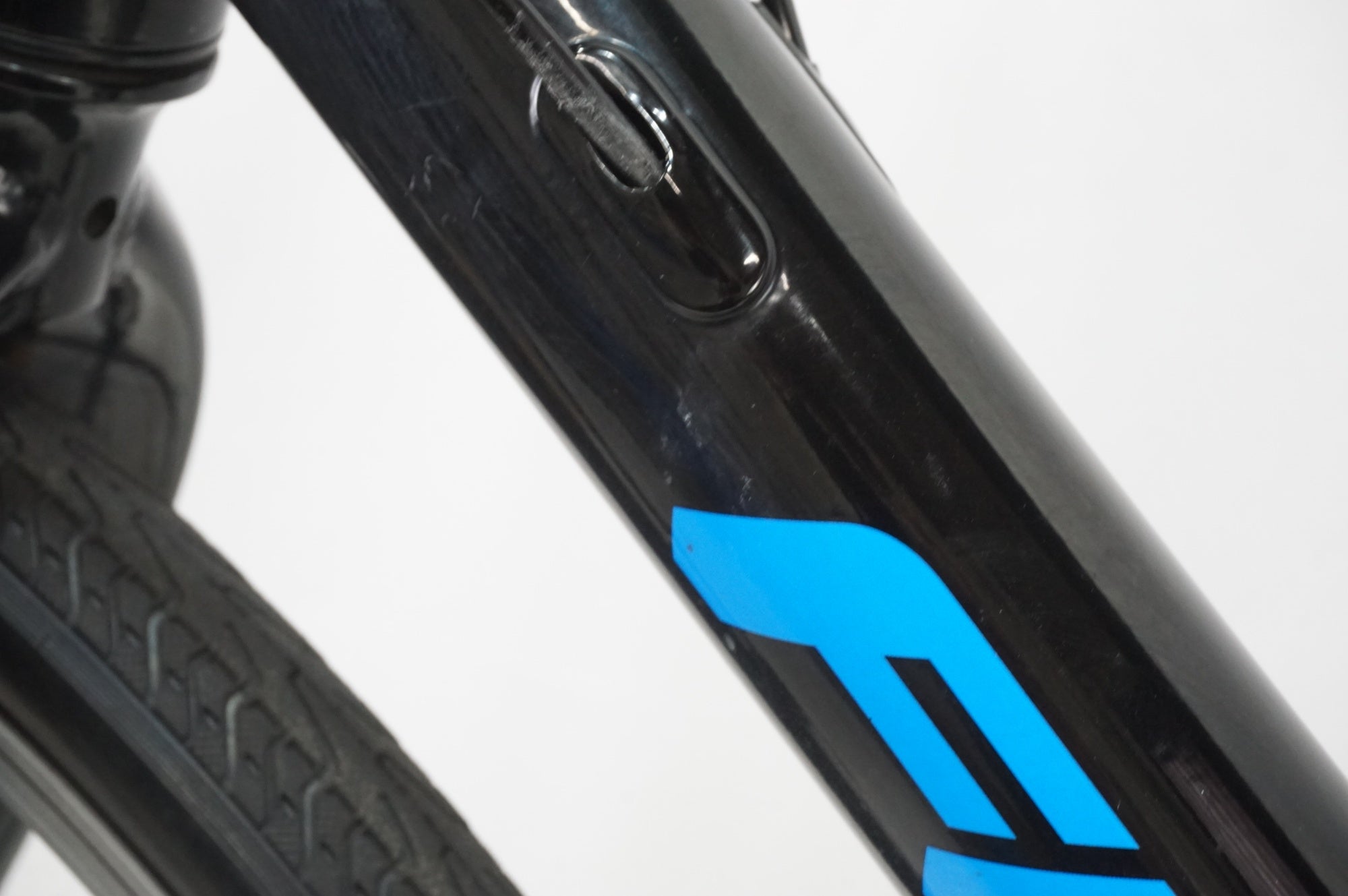 FELT 「フェルト」 VERZA SPEED 50 2022年モデル クロスバイク / 大宮店