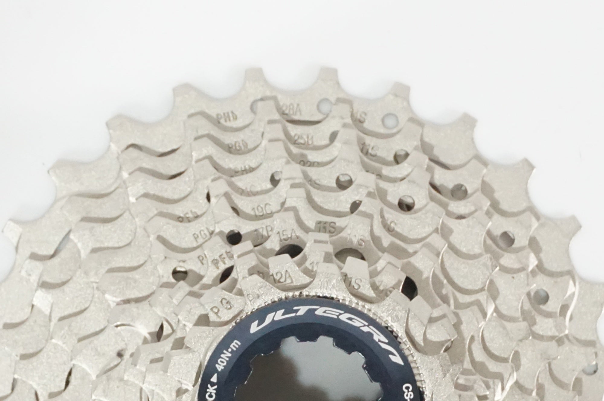 SHIMANO 「シマノ」 ULTEGRA CS-R8000 11-28T スプロケット / AKIBA店