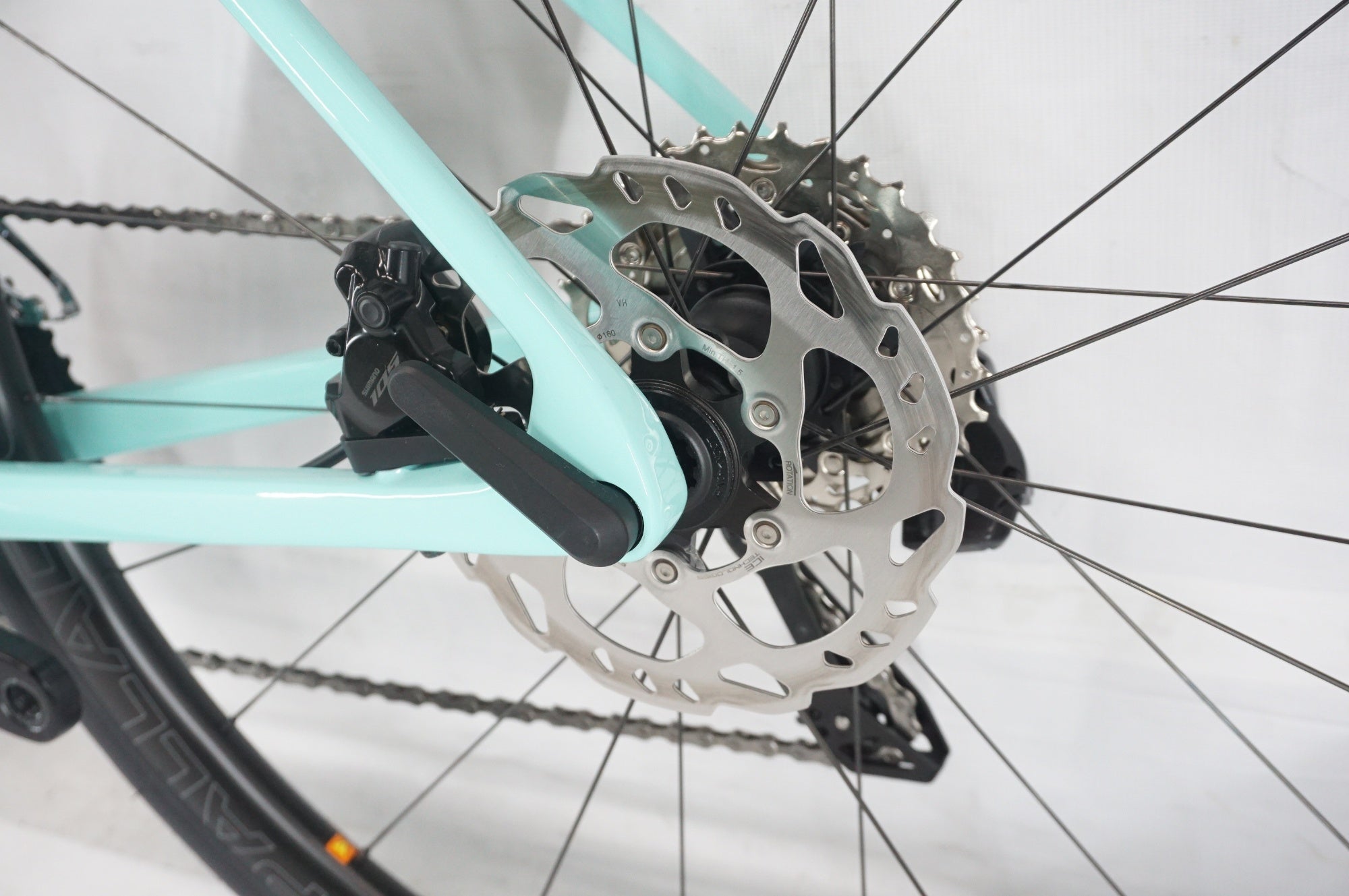 BIANCHI 「ビアンキ」 SPECIALISSIMA COMP 2024年モデル ロードバイク / 阪急塚口店