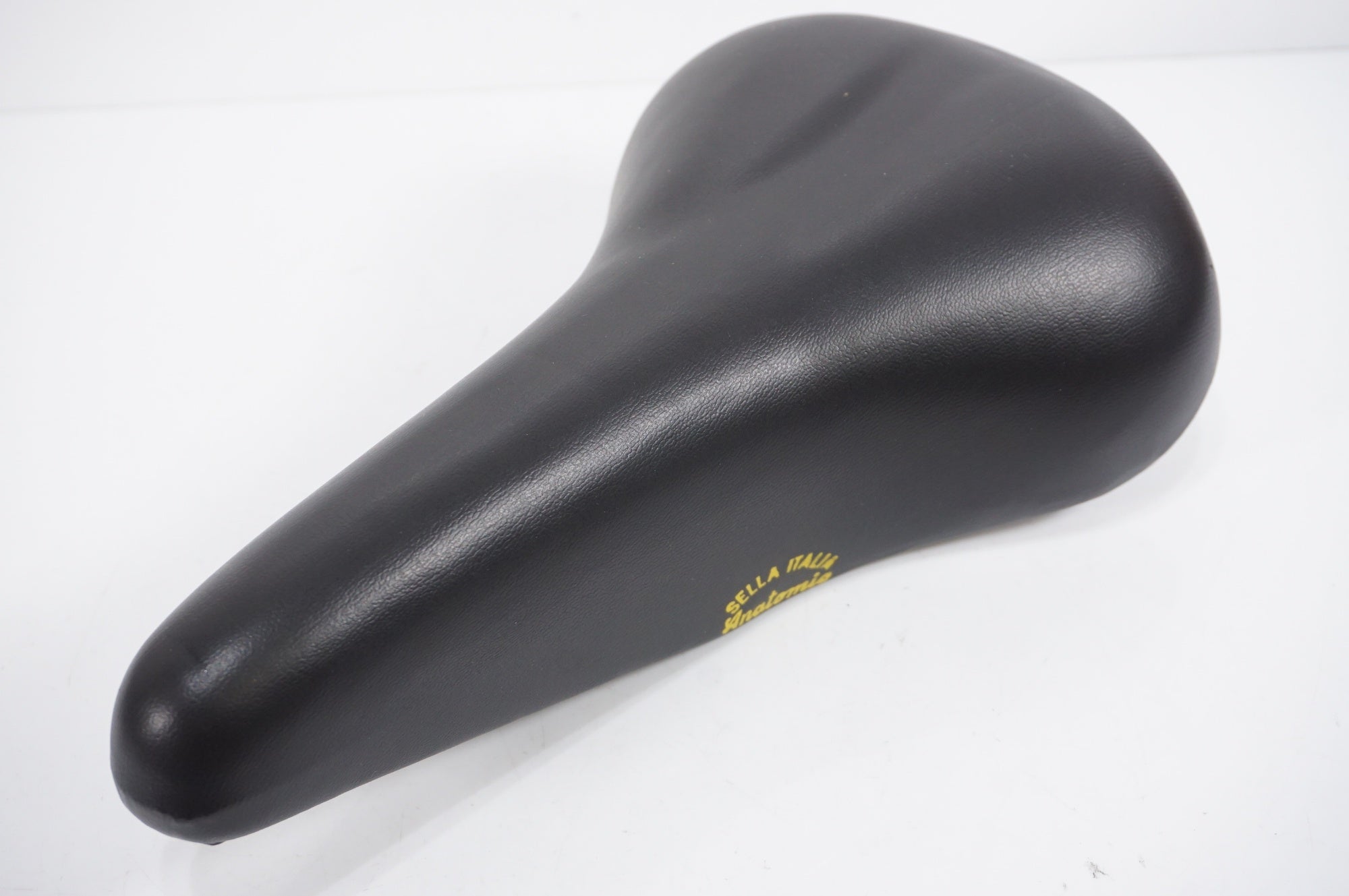 SELLE ITALIA 「セライタリア」 ANATOMIC サドル / AKIBA店