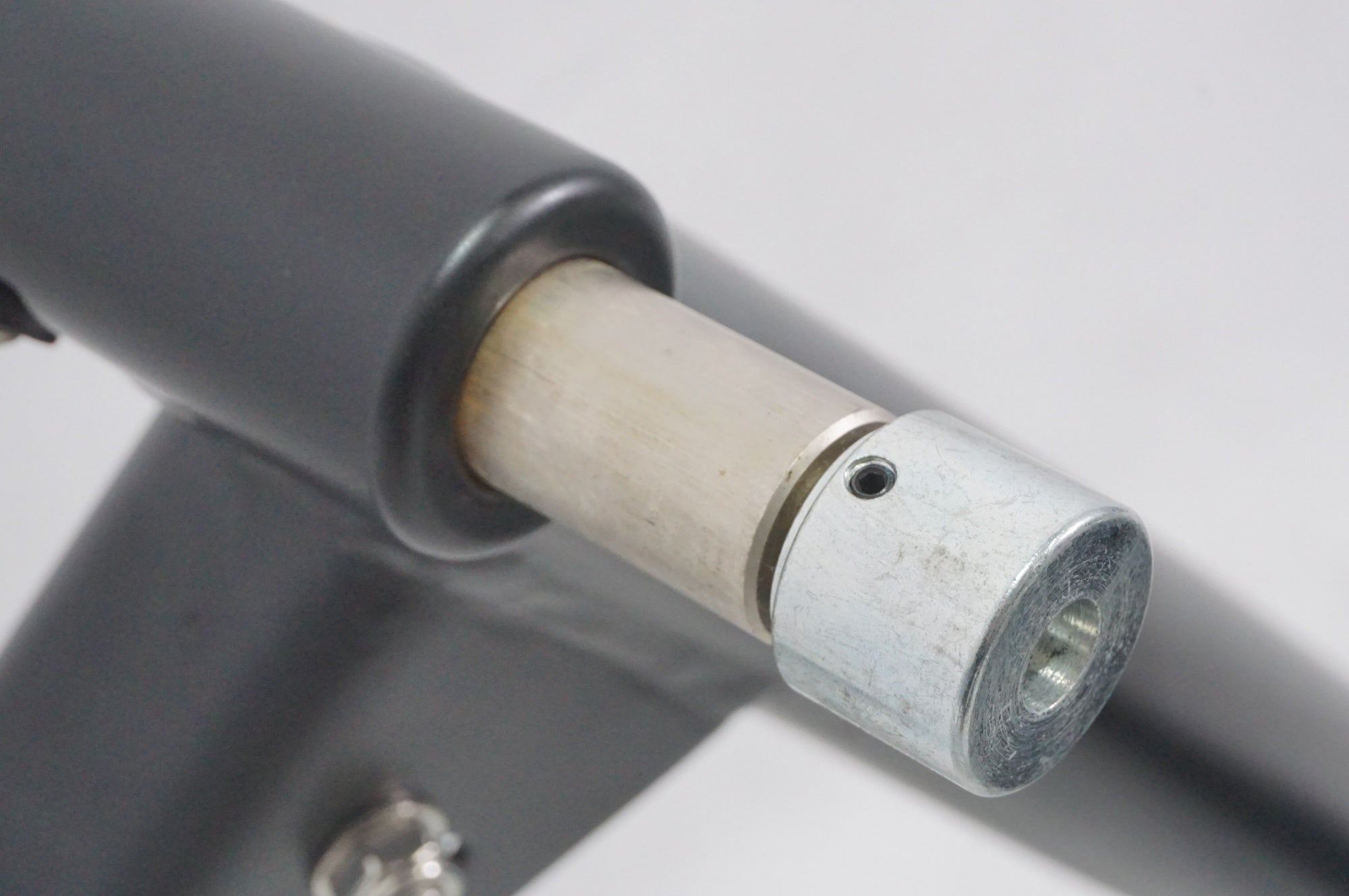 WAHOO 「ワフー」 KICKR SNAP スマートトレーナー / AKIBA店