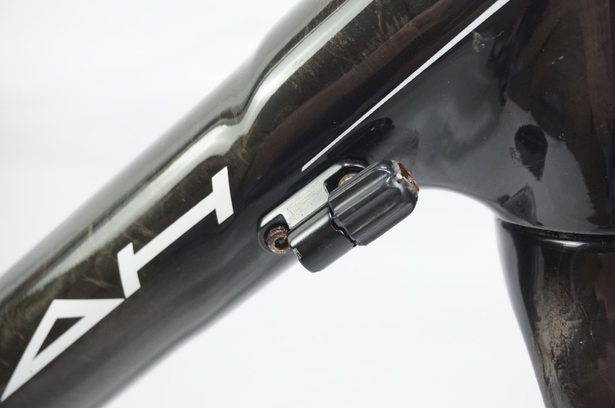 GRAPHITE DESIGN 「グラファイトデザイン」 ZANIAH 2013年モデル フレームセット / 中目黒店