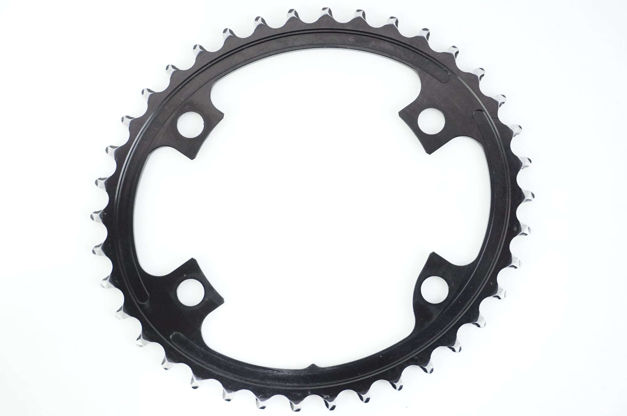 ABSOLUTE BLACK 「アブソリュートブラック」 OVAL 38T インナーチェーンリング / 中目黒店