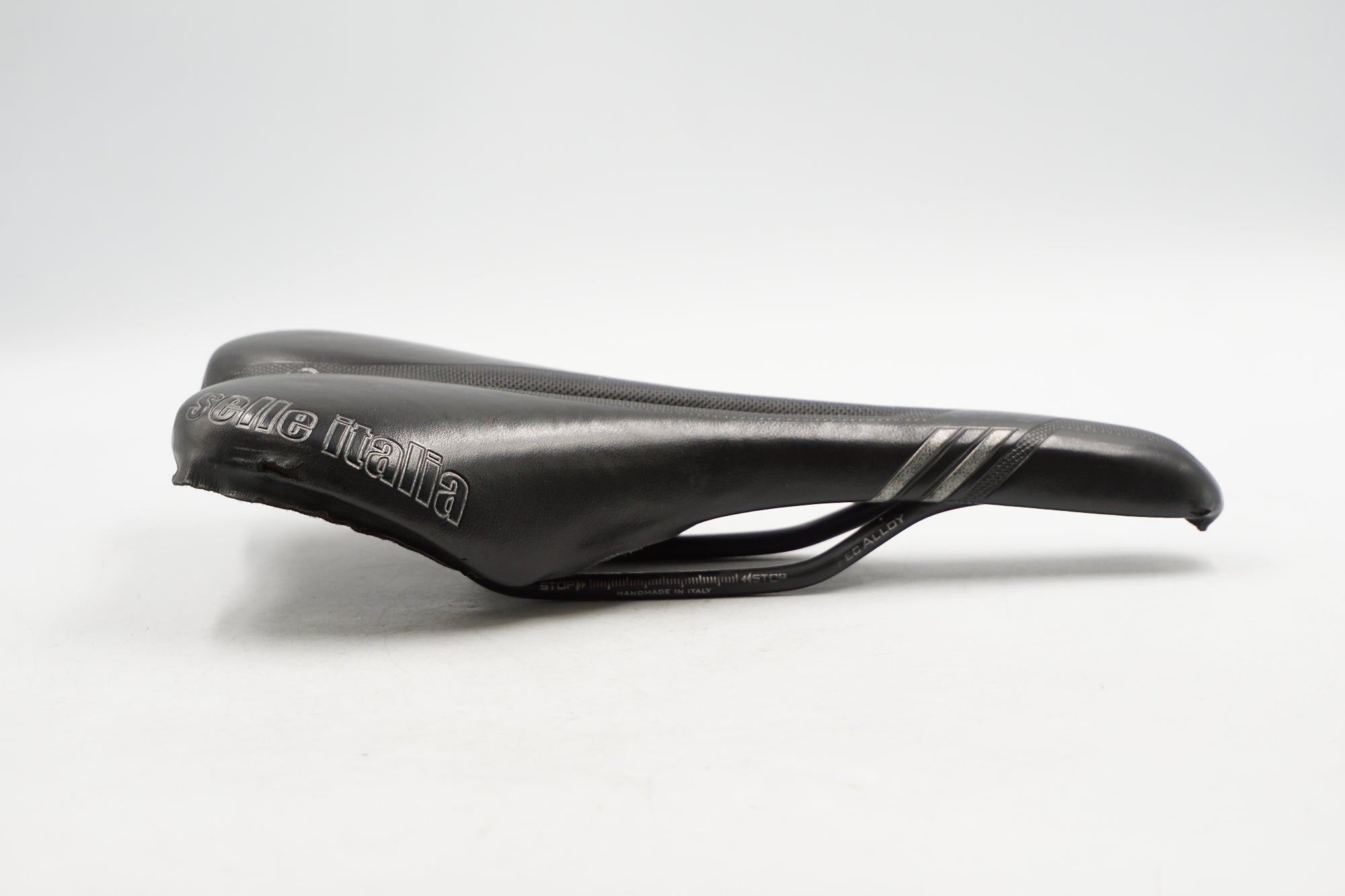 SELLE ITALIA 「セライタリア」 X1 サドル / 奈良店