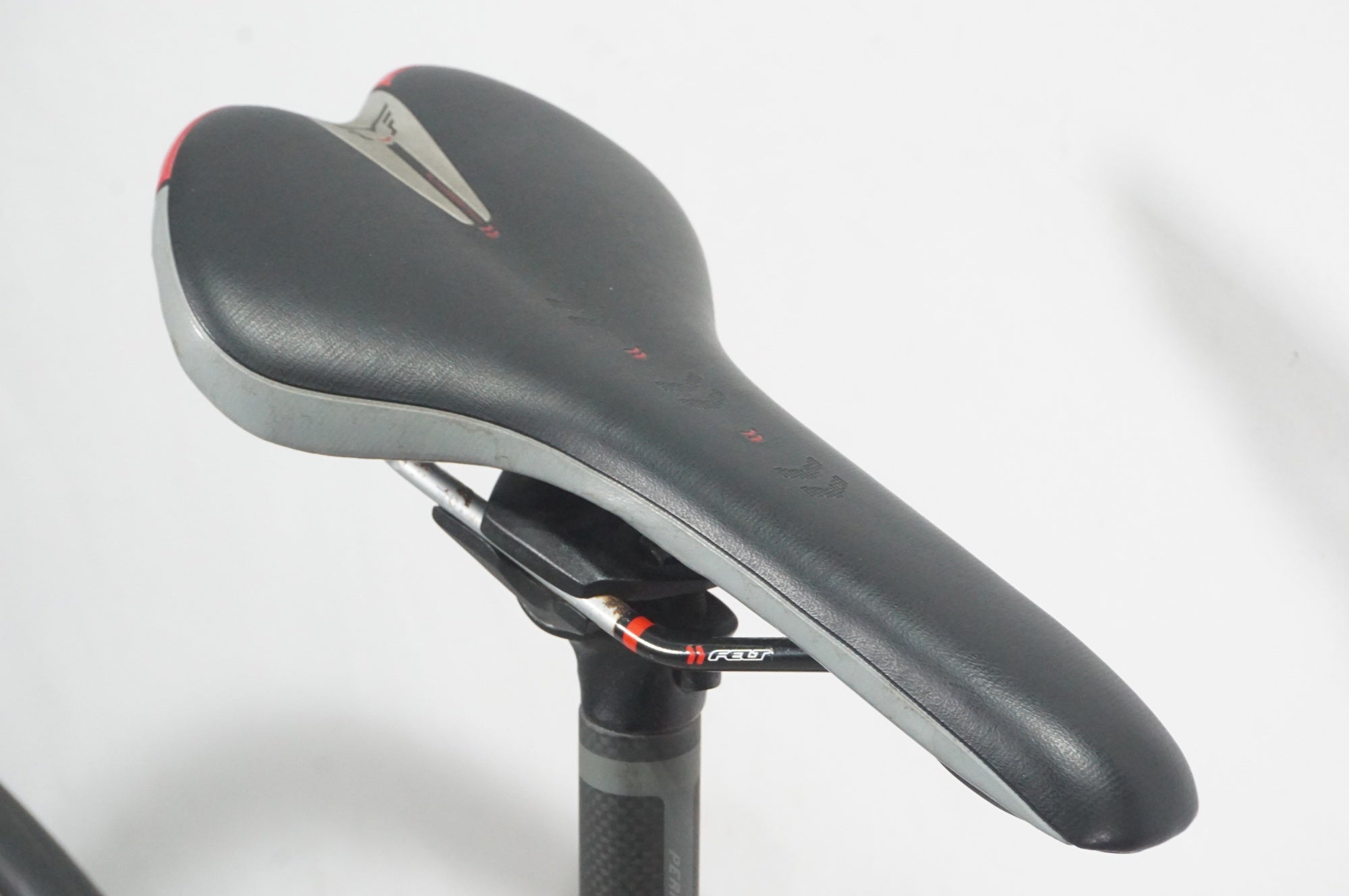 FELT 「フェルト」 F7 2015年モデル ロードバイク / AKIBA店