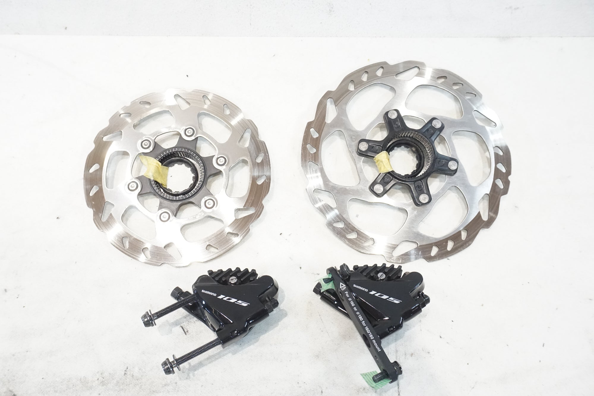 SHIMANO 「シマノ」 105 ST-R7020/BR-R7070 デュアルコントロールレバー/DISCブレーキ/ローターセット / 横浜戸塚店