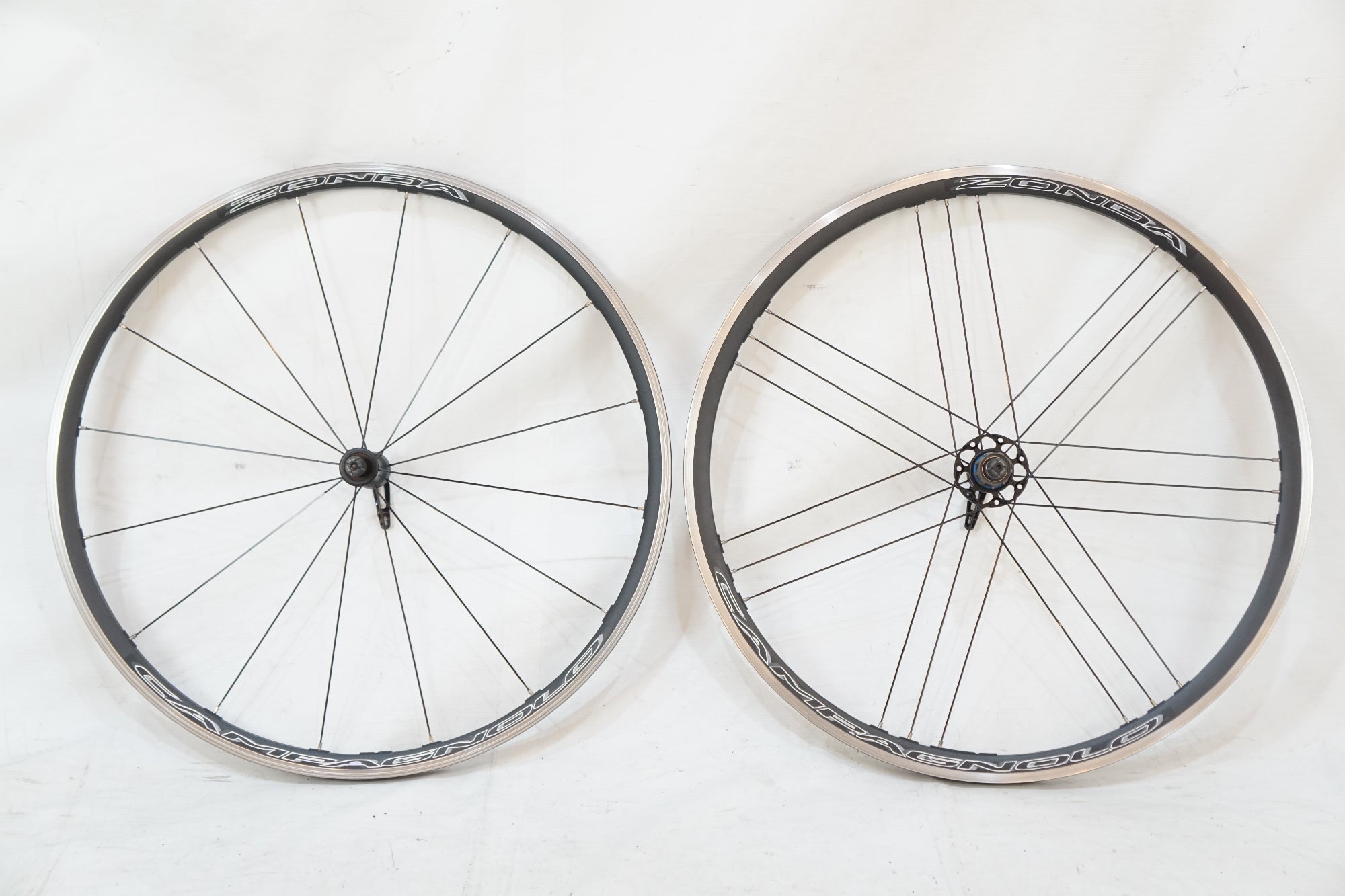 CAMPAGNOLO 「カンパニョーロ」 ZONDA C17 シマノ11速 ホイールセット / バイチャリ浦和ベース