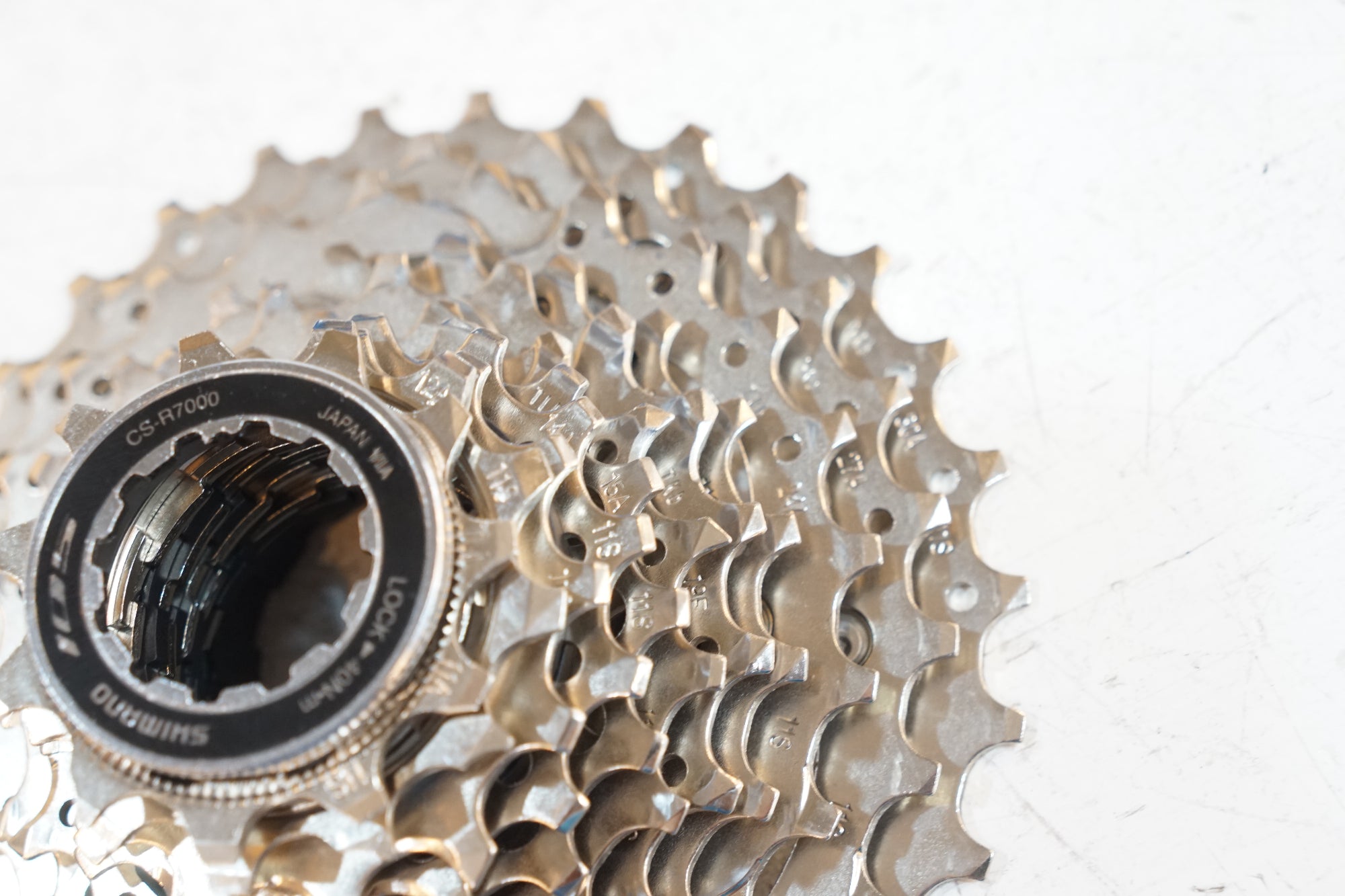 SHIMANO 「シマノ」 105 CS-R7000 11-30T スプロケット / バイチャリ浦和ベース