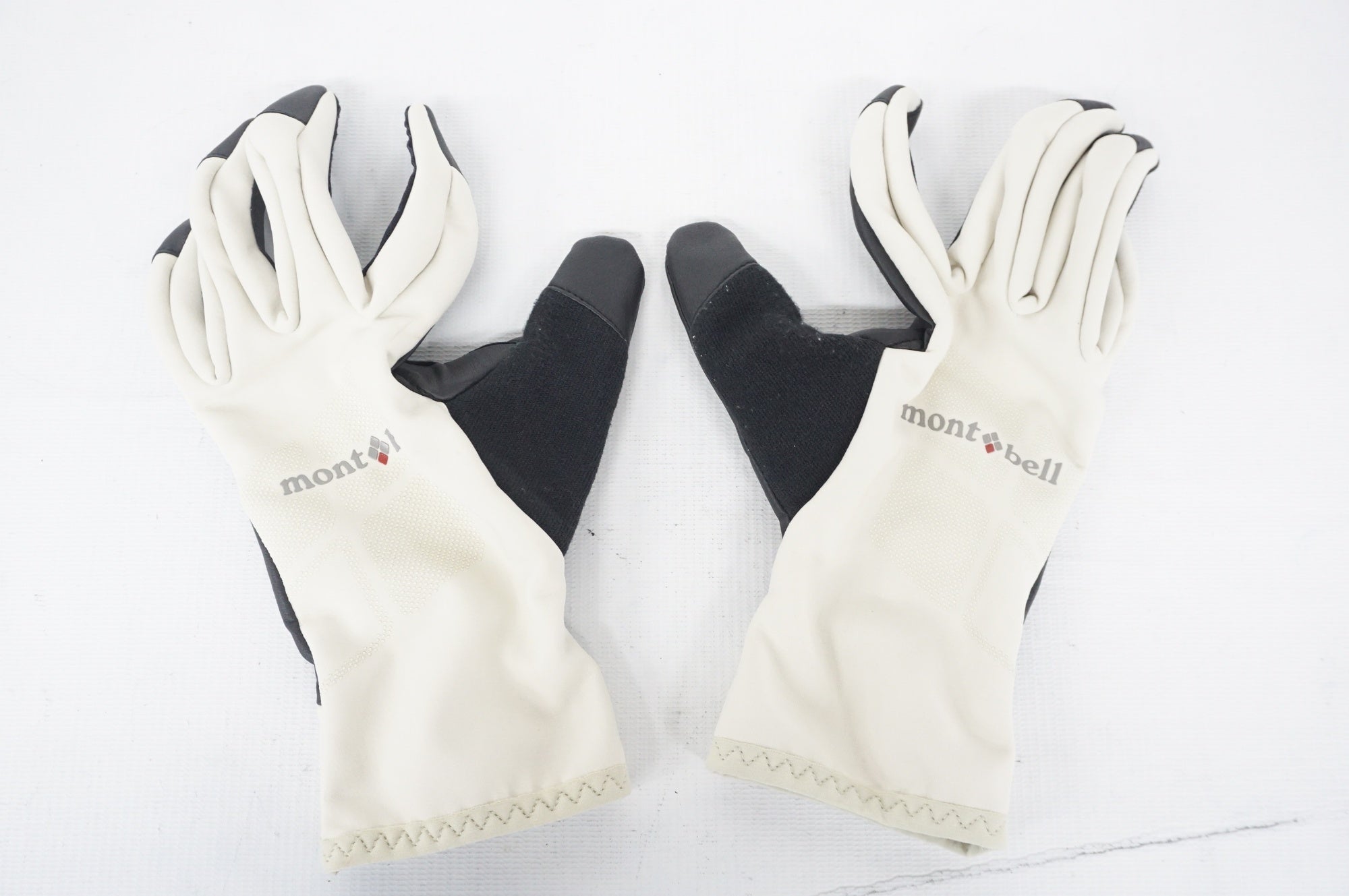 mont-bell GORE-TEX 2in1アルパイングローブ　サイズＬ 優れた保温性と作業性 2in1 アルパイングローブ シリーズ｜モンベル